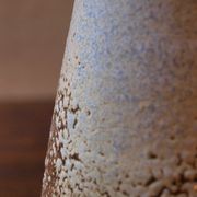 Vase diabolo brutaliste de Joël Baudoin, années 60