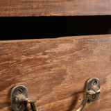 Meuble de rangement en teck ancien à 40 tiroirs