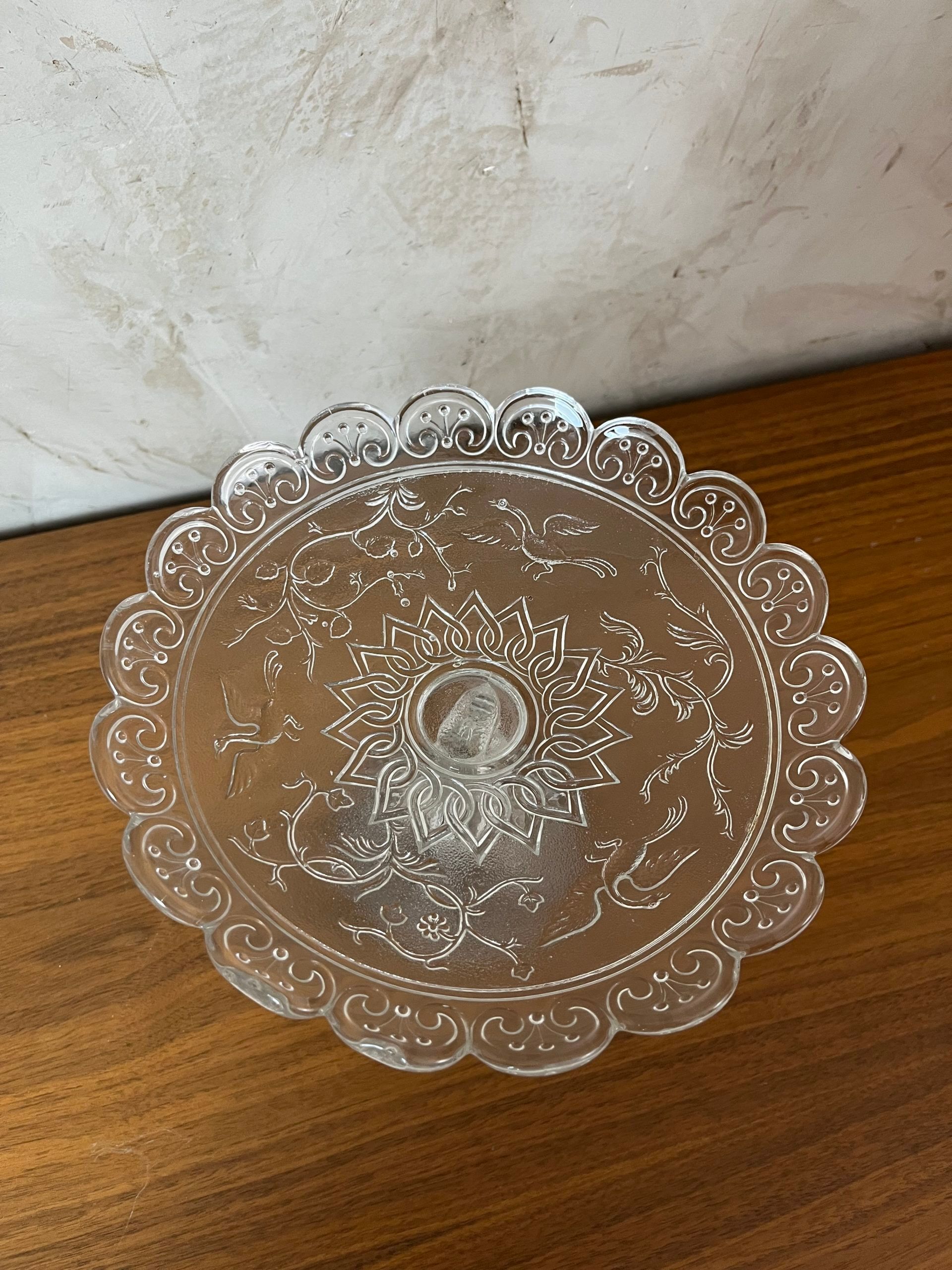 Glass fruit bowl on foot