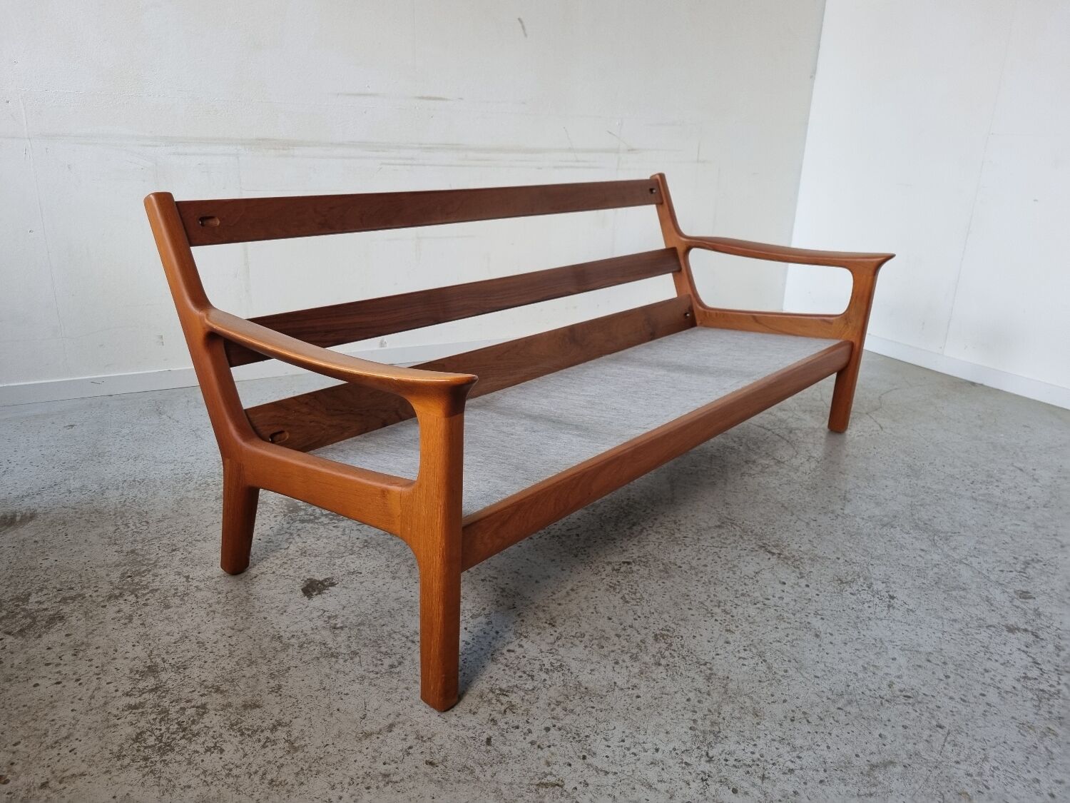3-seater teak Scandinavian sofa by Juul Kristensen, Denmark 1970s