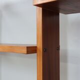 Étagères en teck du milieu du siècle années 1960