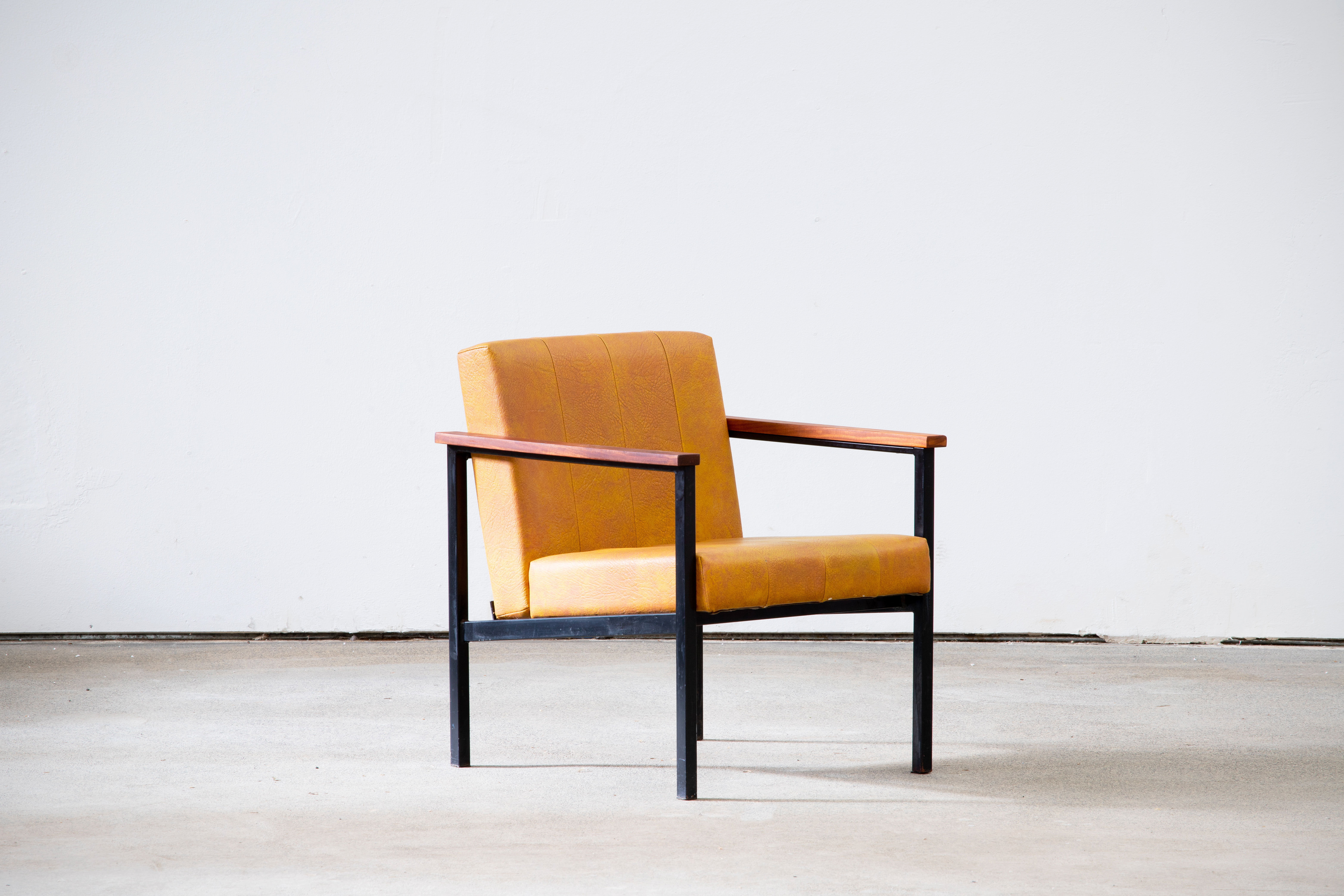 Vintage Scandinavian armchair 1960