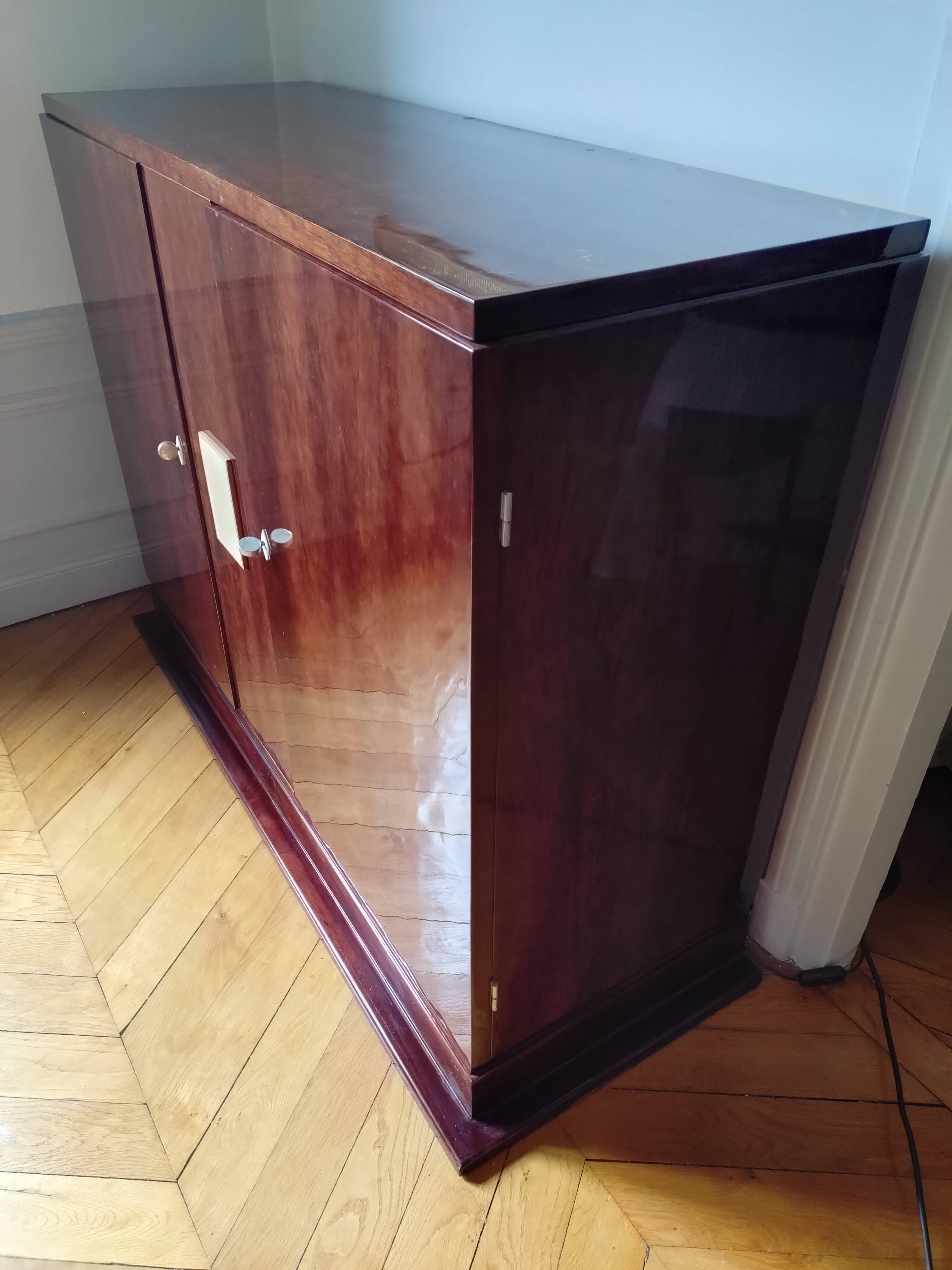 Art Deco buffet from the 1930s – Solid rosewood and stingray skin - Paris 11