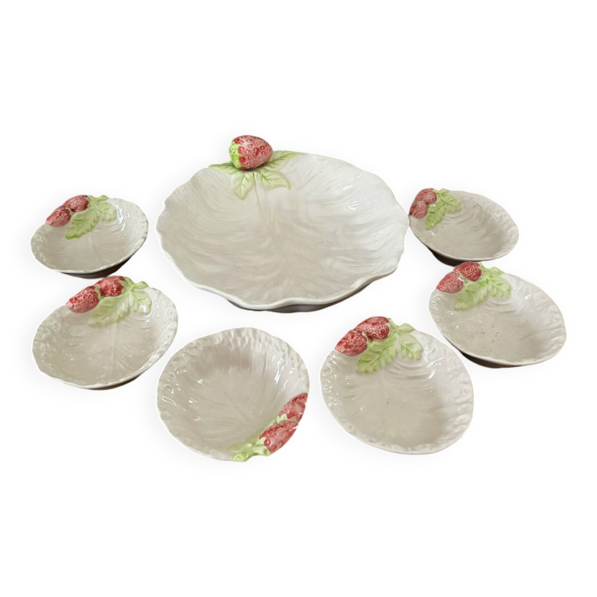 Vintage hollow dish and its 6 strawberry slip bowls