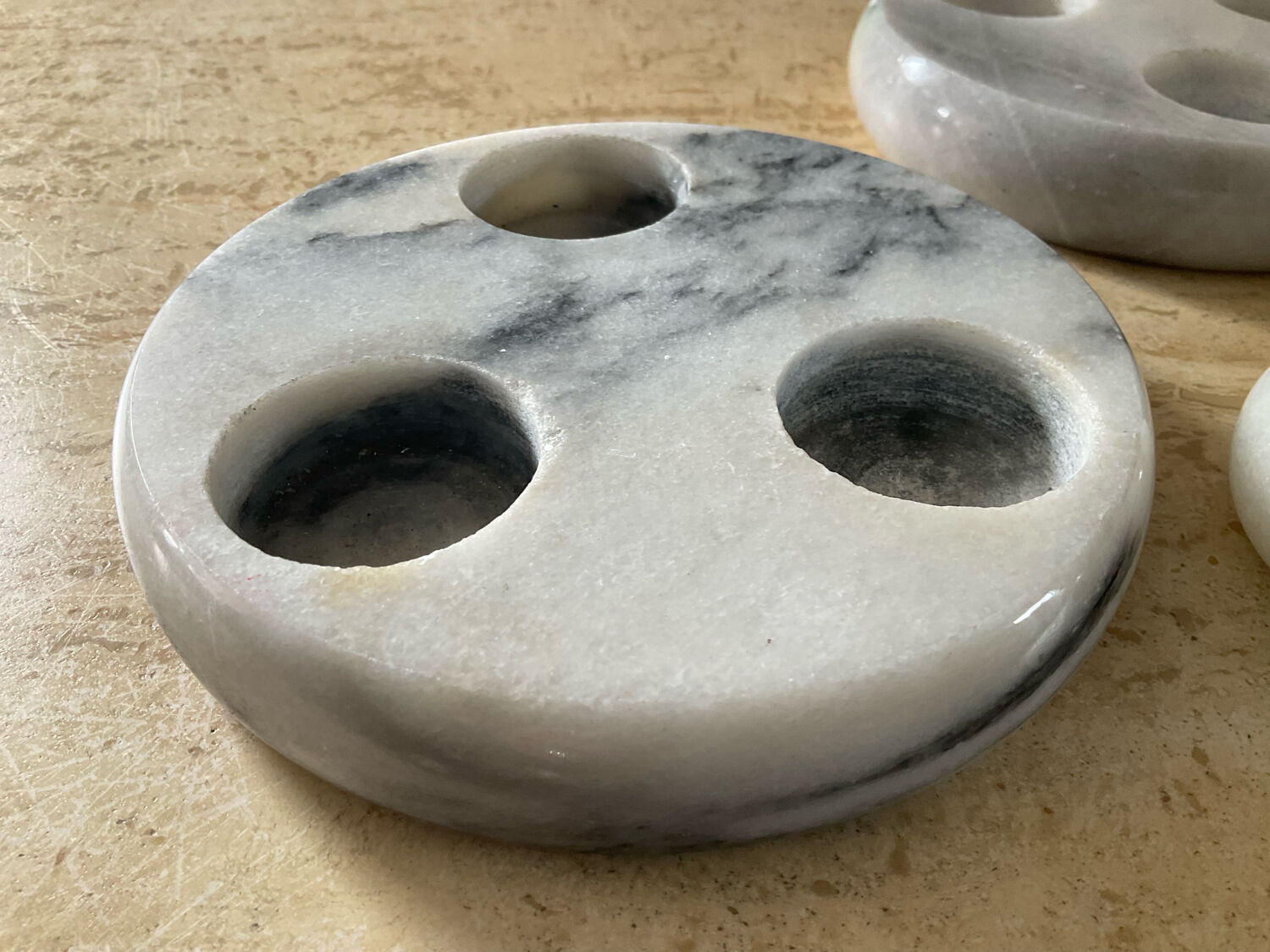 Series of 5 vintage candle holders in Carrara marble