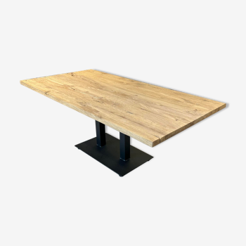 Table en chêne massif brossé ancien piètement métal noir mat 200 x 100 cm