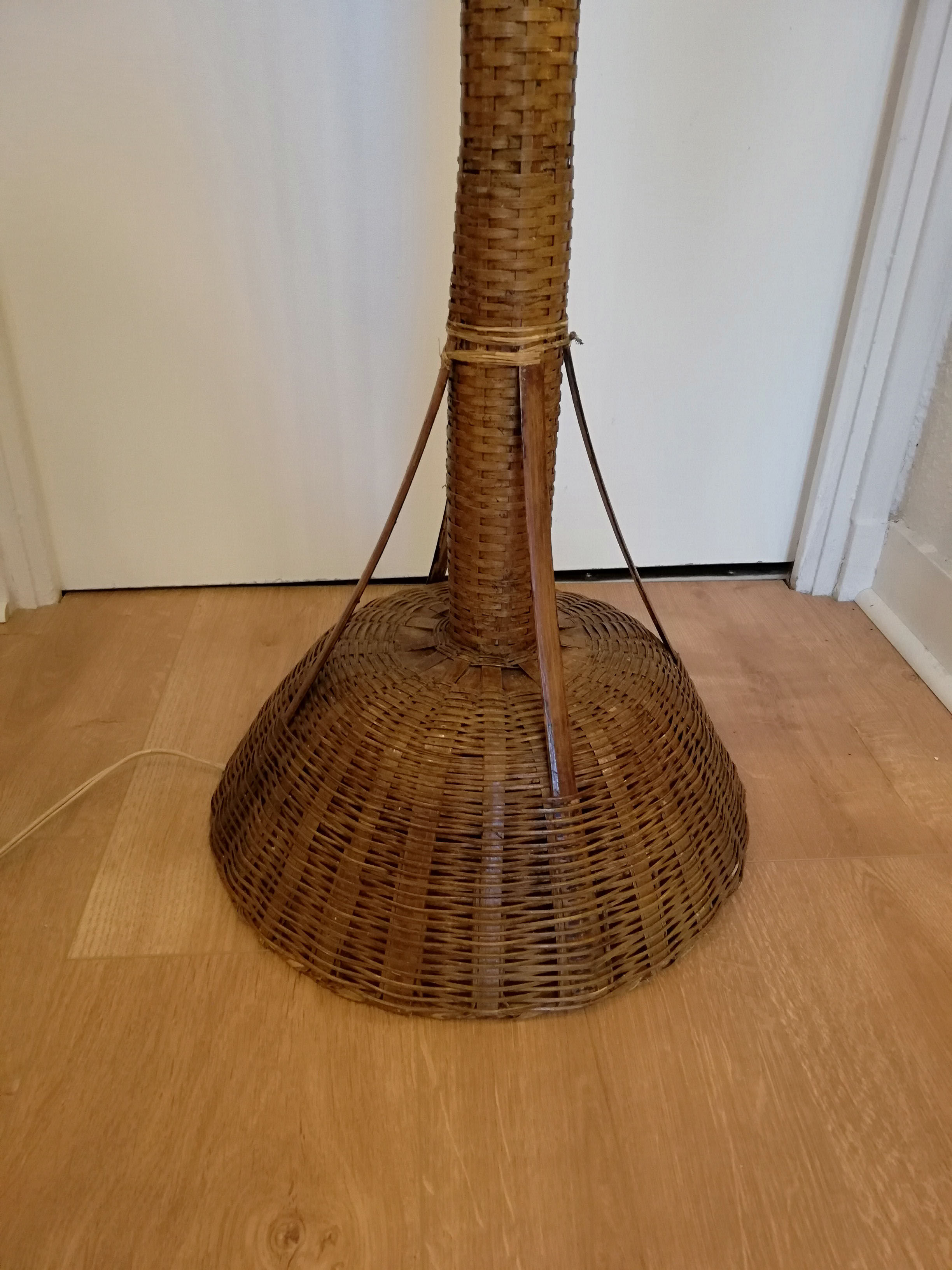 Rattan lamppost from the 1950s
