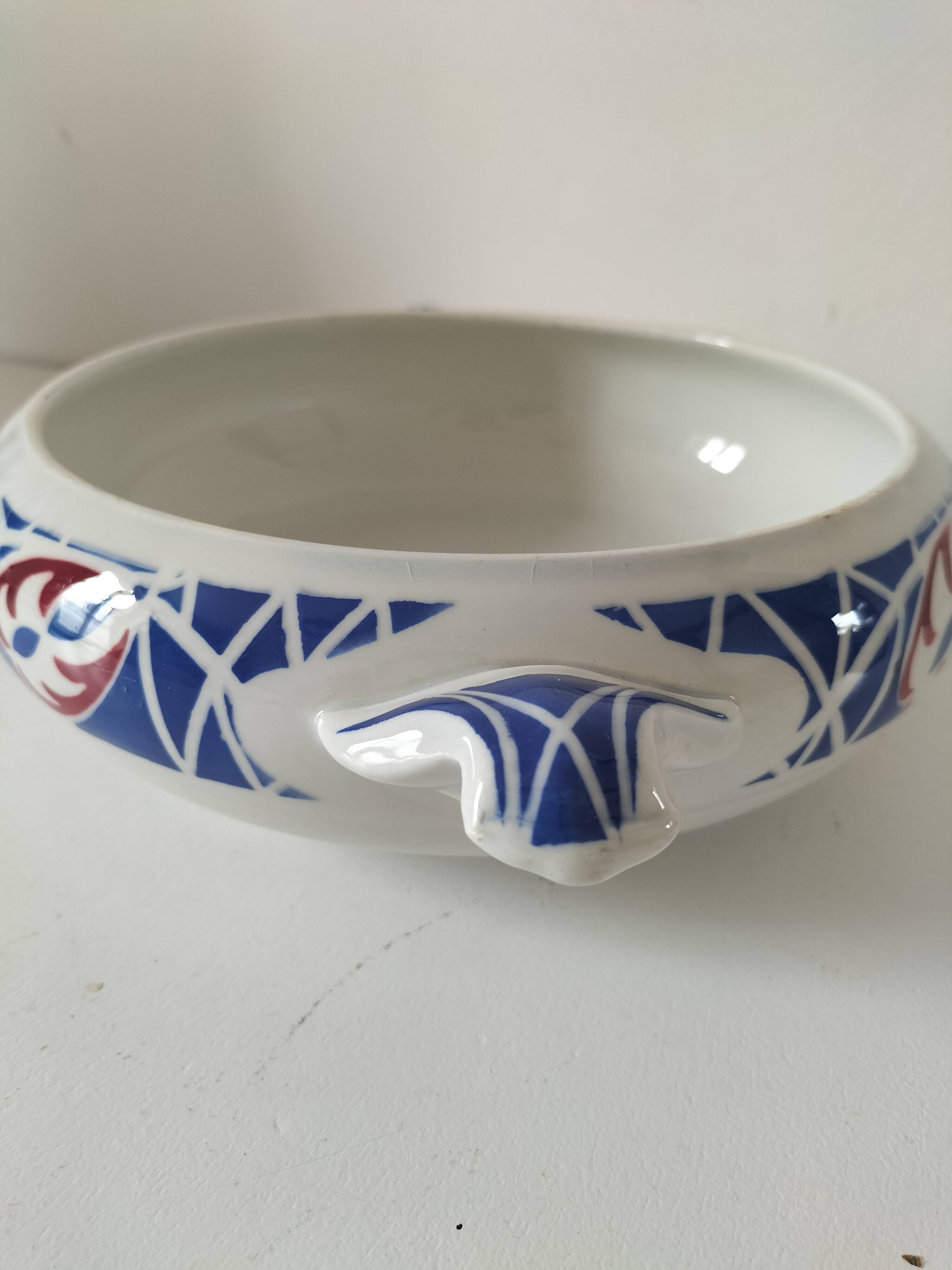 Sarreguemines vegetable dish, Robinson model