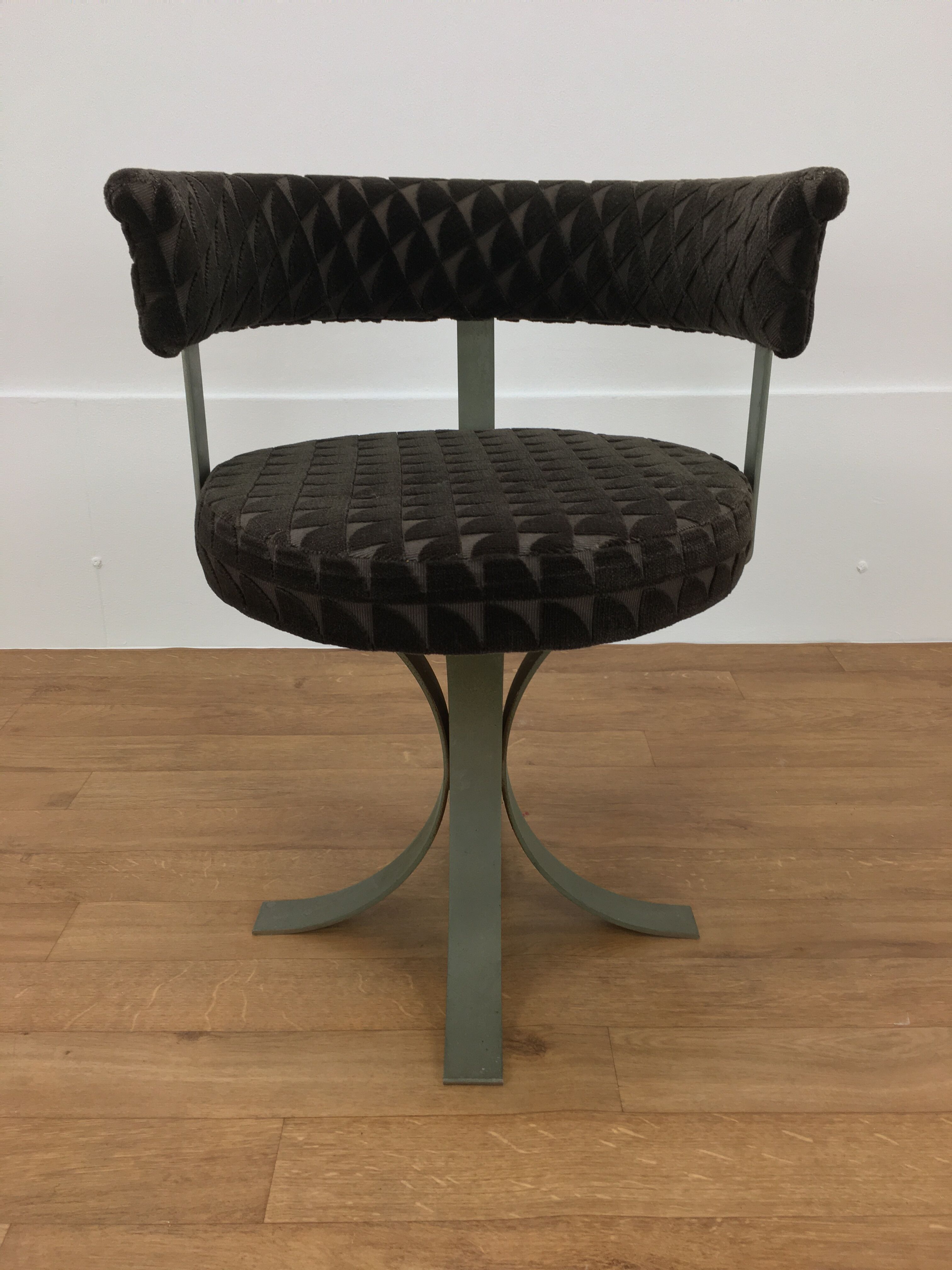 Chair 70's tulip foot