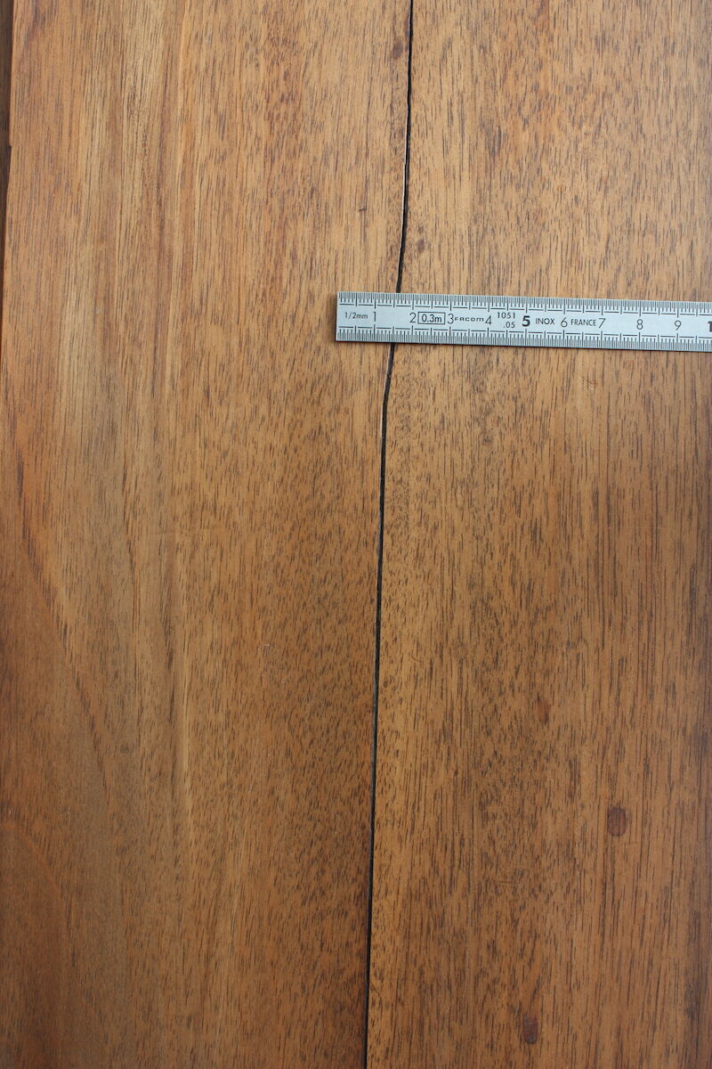 3-door low-door furniture