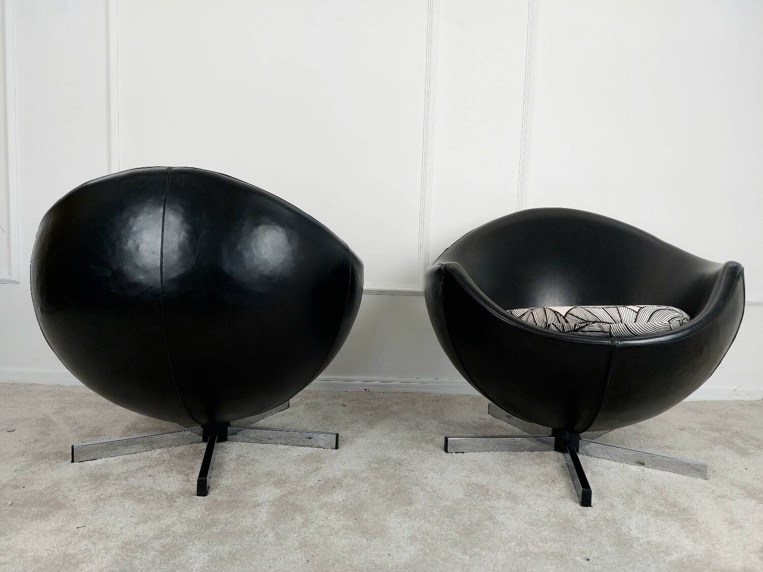 Pair of Mars armchairs - Pierre Guariche