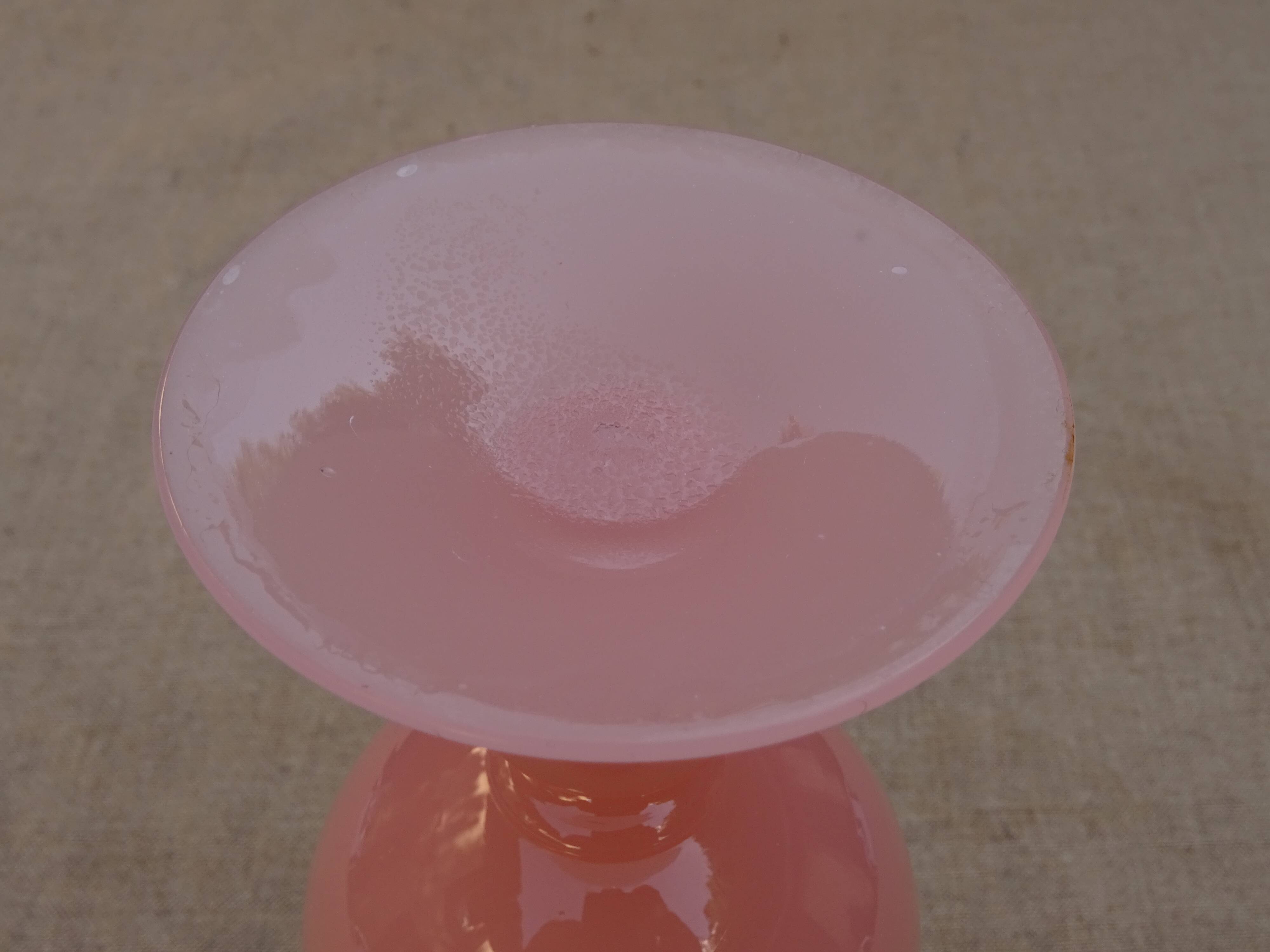 Vase vintage en opaline rose ht 23 cm   ref 219/16