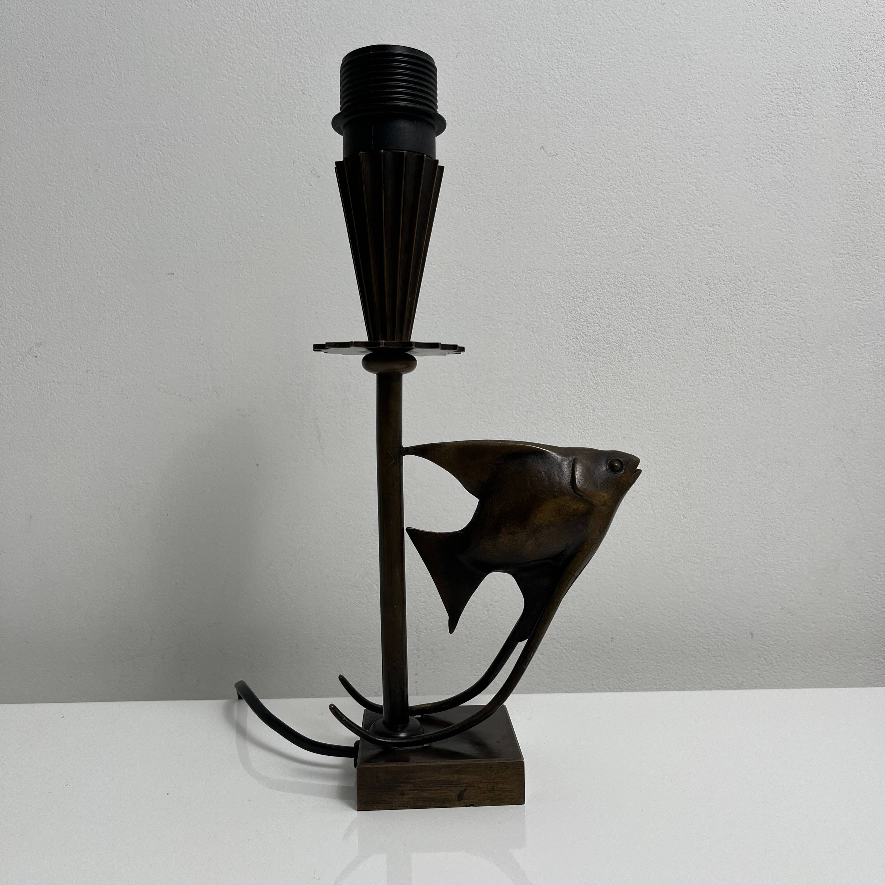 Bronze lamp base with fish decoration in Art Deco style Reussner Switzerland