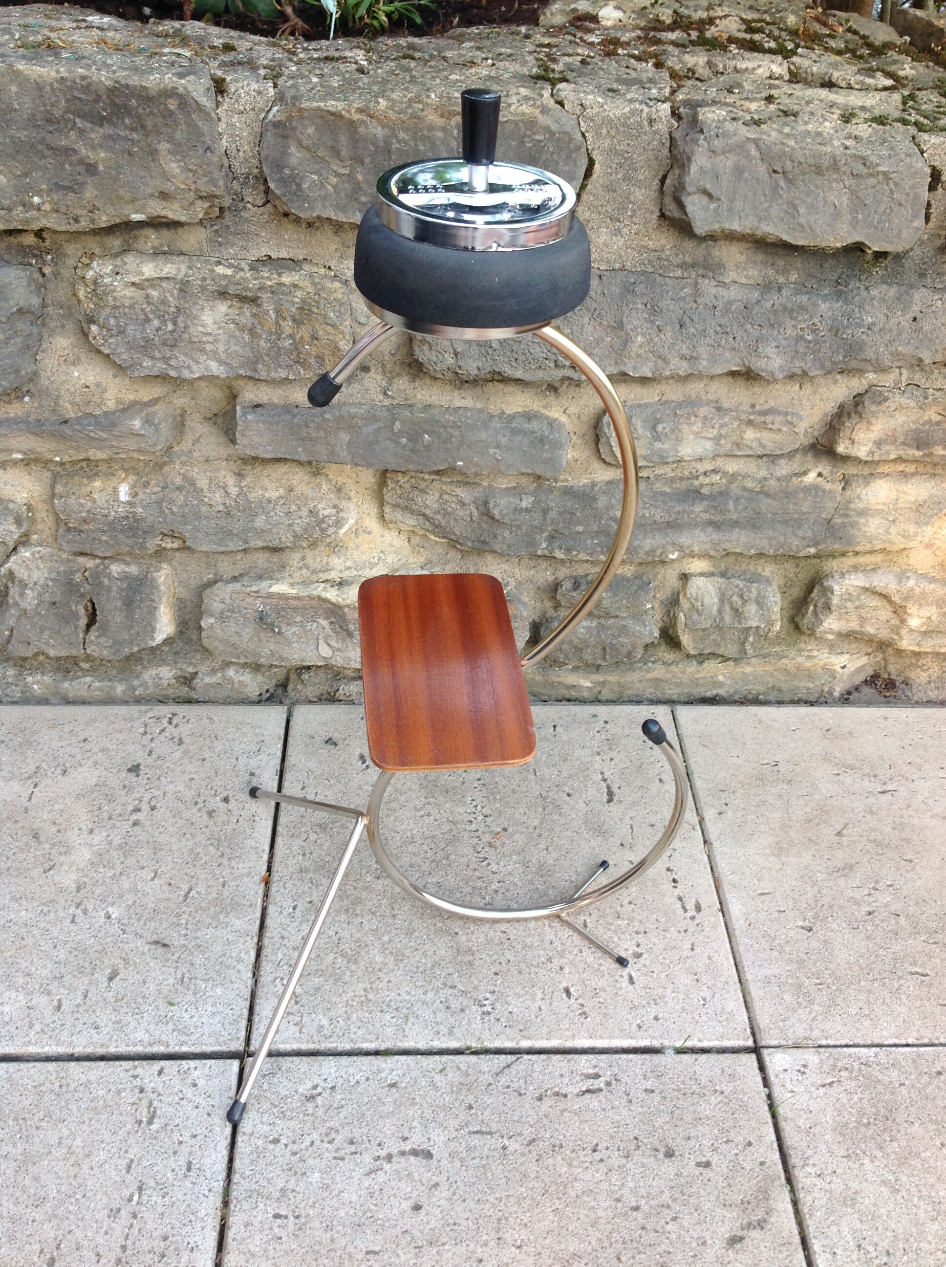 Ashtray pusher on foot with tablet / vintage 60s