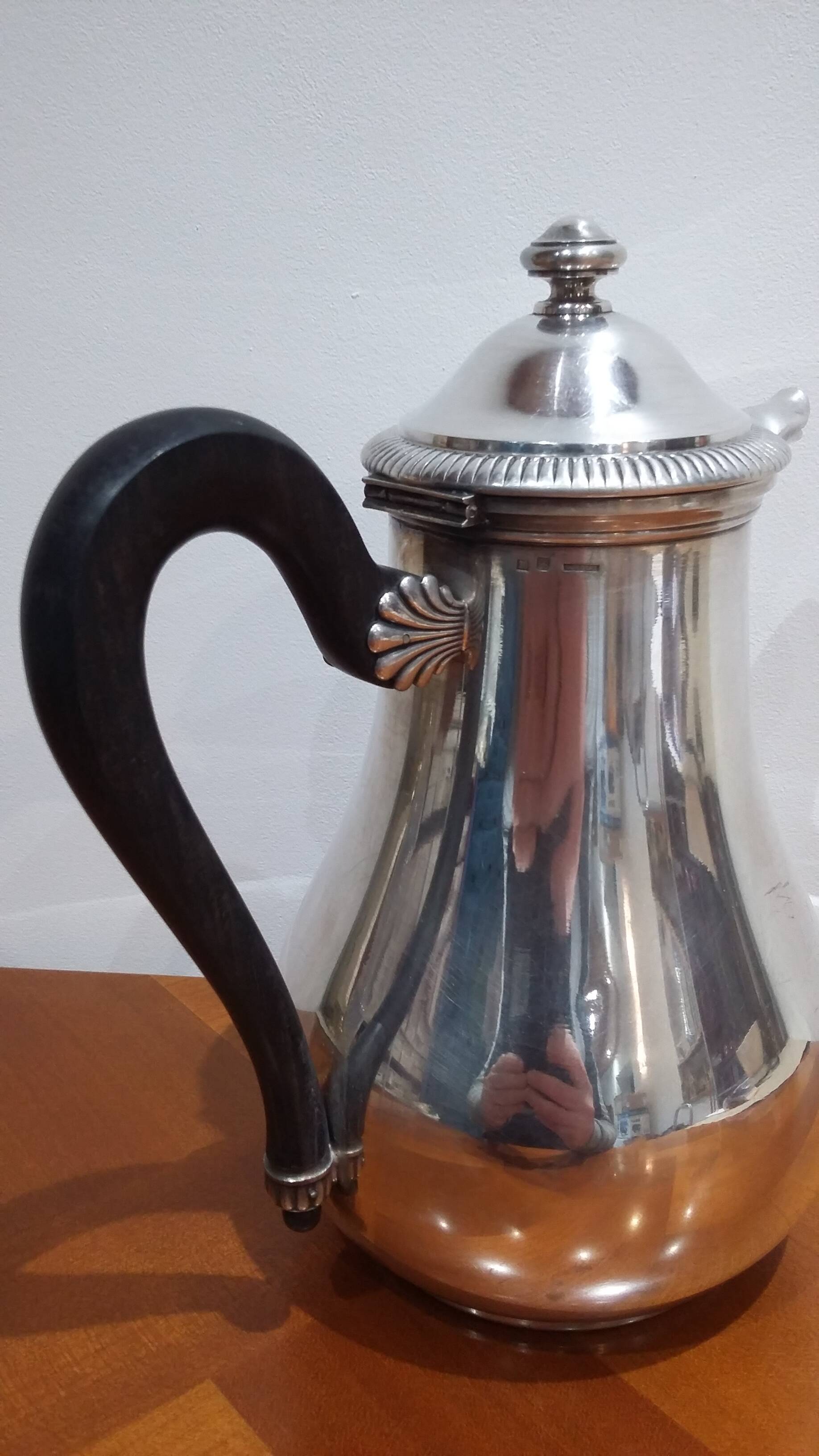 Très Belle Verseuse En Métal Argenté Guildart