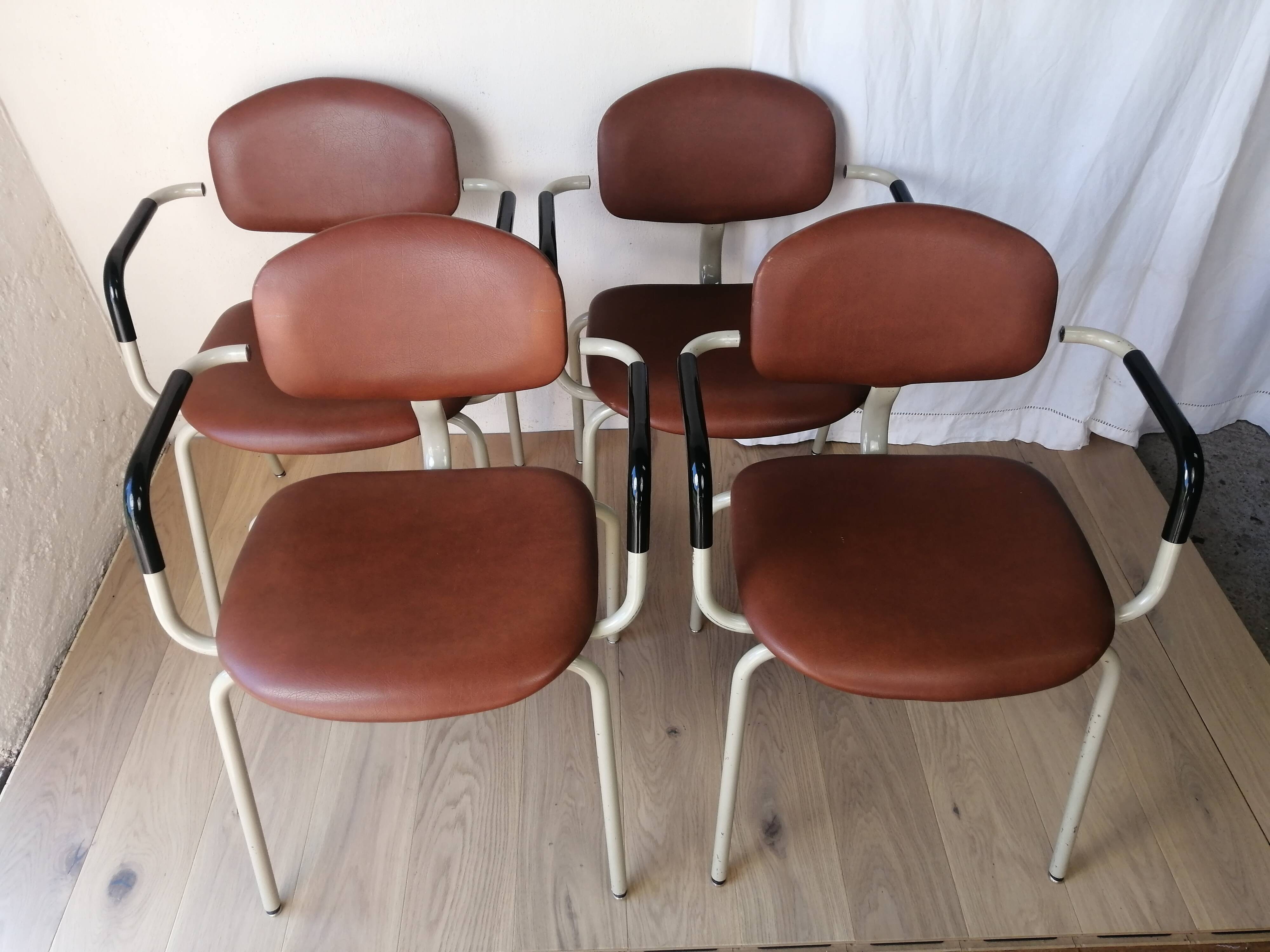 Set of 8 armchairs and chairs 420-44 Strafor-Steelcase