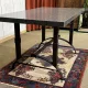 Table en marbre et piétement fonte