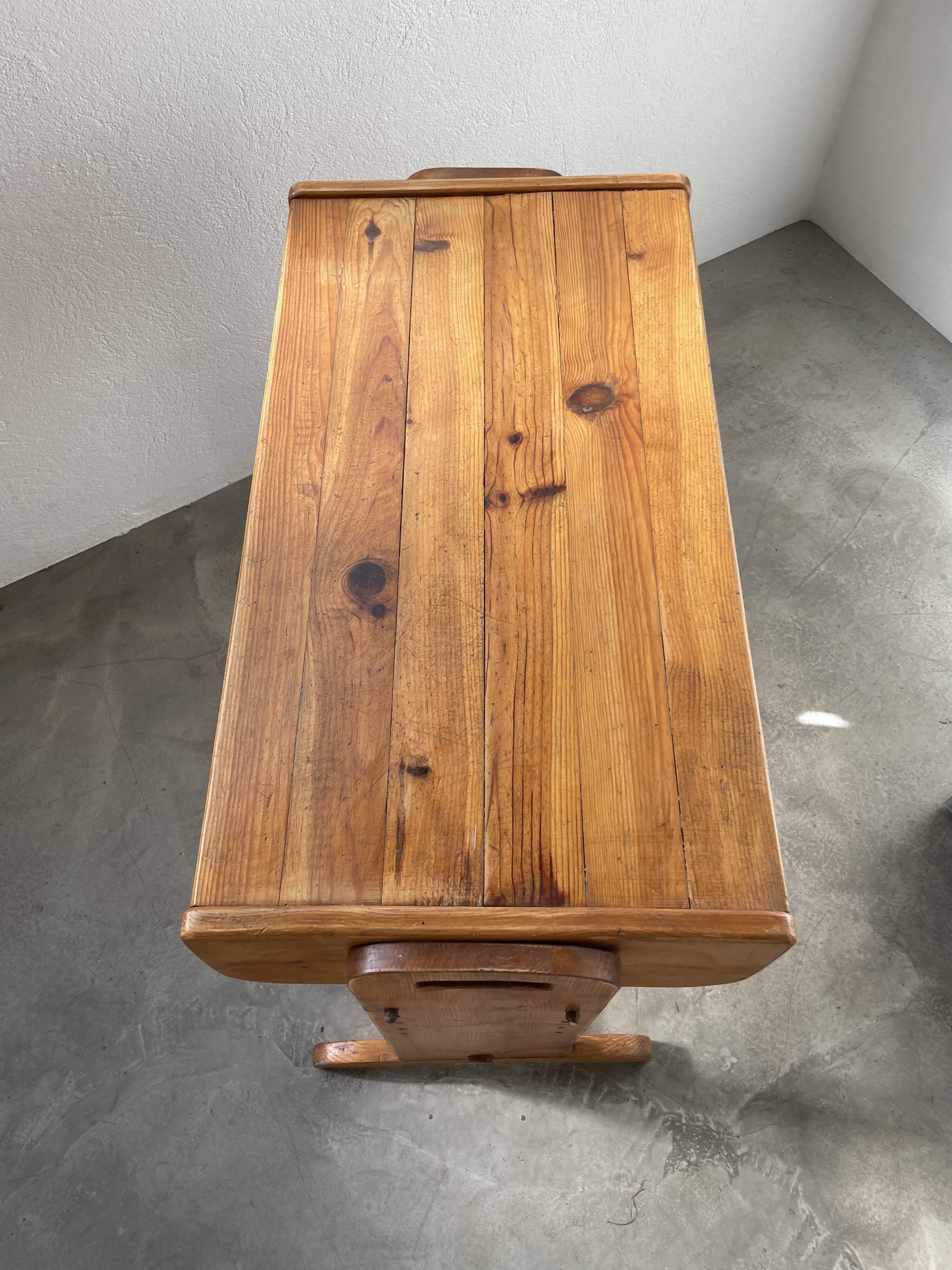 Children's pine desk from the 80s