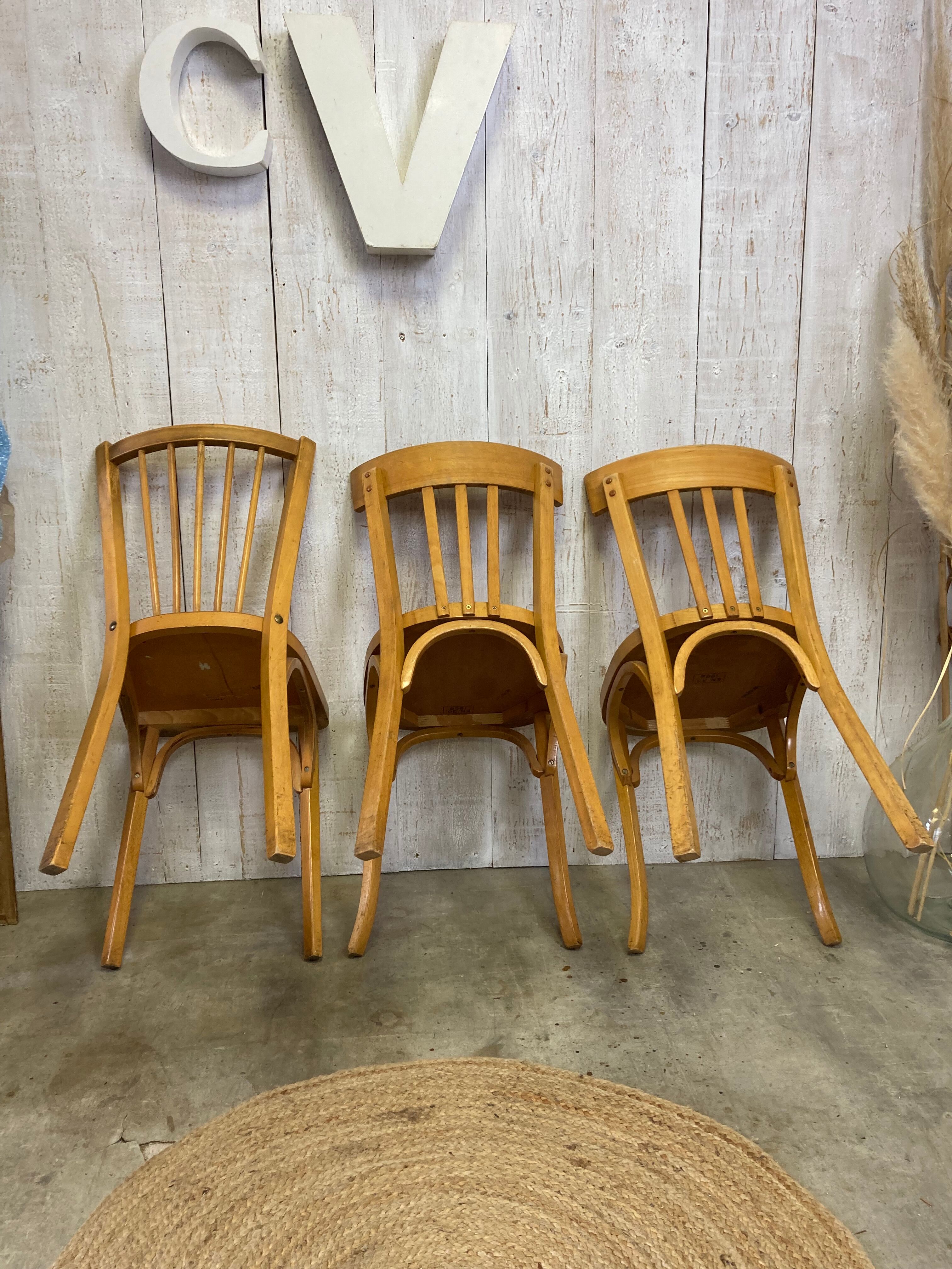 3 chaises Baumann dépareillées