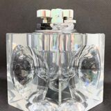 Cubic crystal table lighter