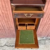 Storage cabinet