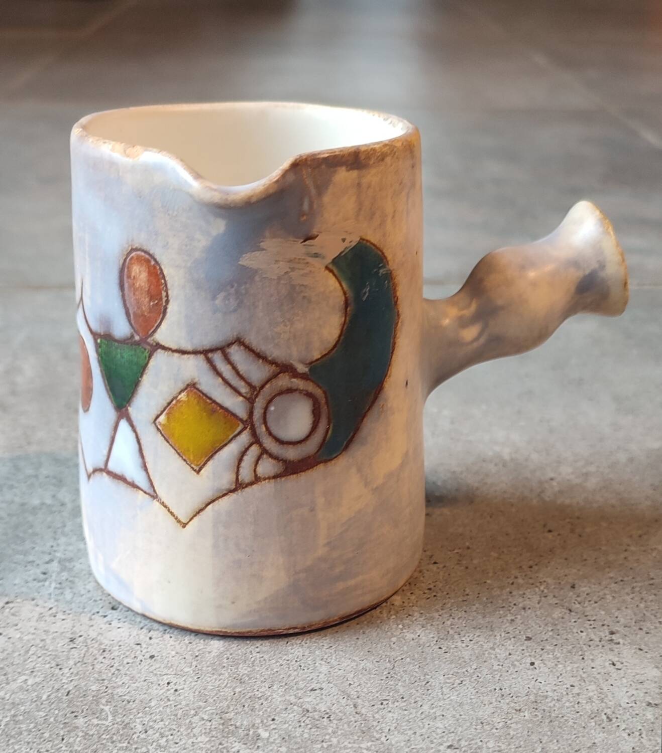 Ceramic cream jug signed by Marie-Christine Treinen