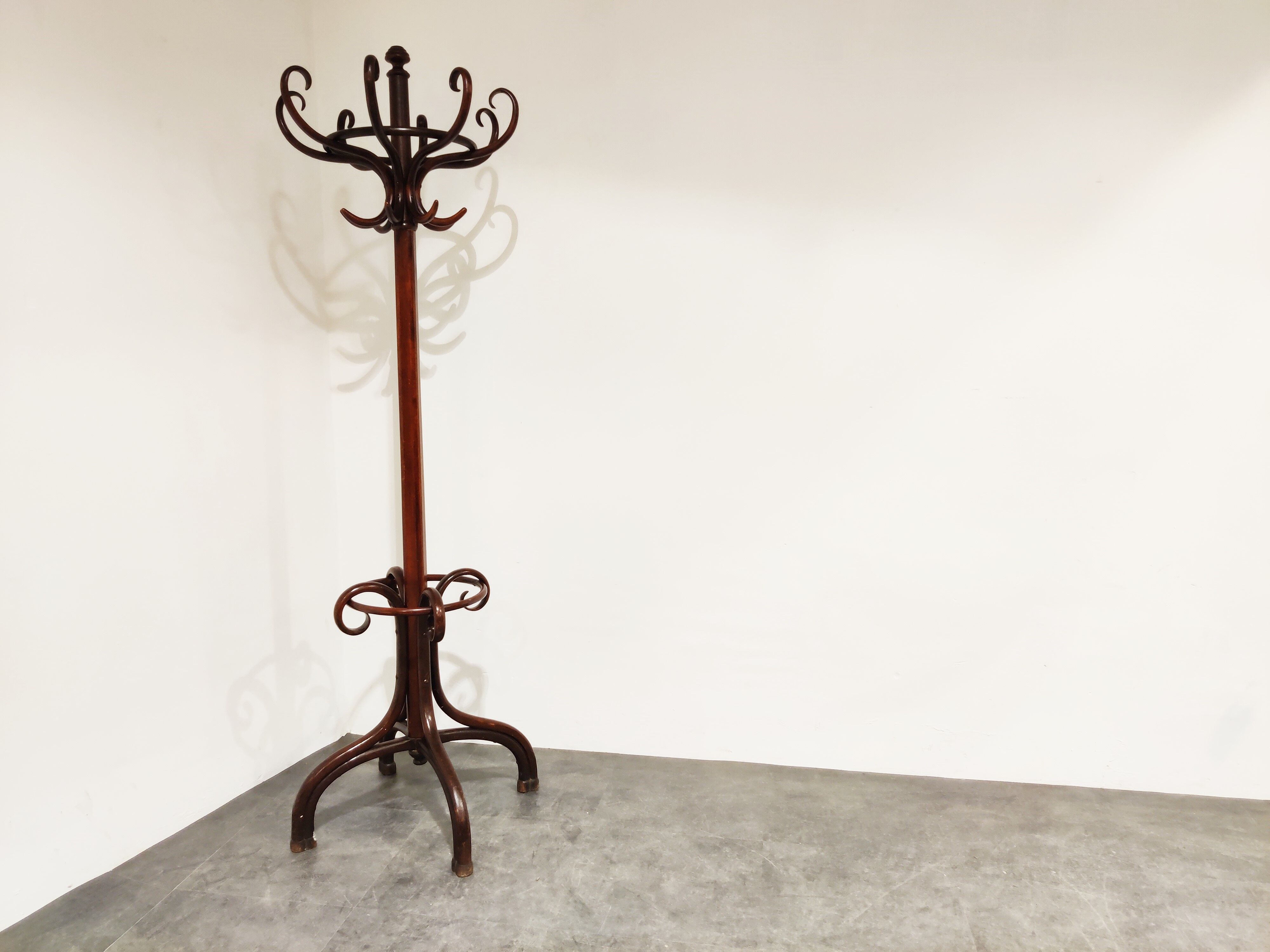 Bentwood coat stand by Thonet, 1920s