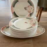 Service d’assiettes vintage