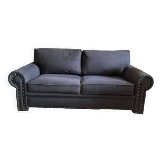 3-seater flannel upholstered sofa.