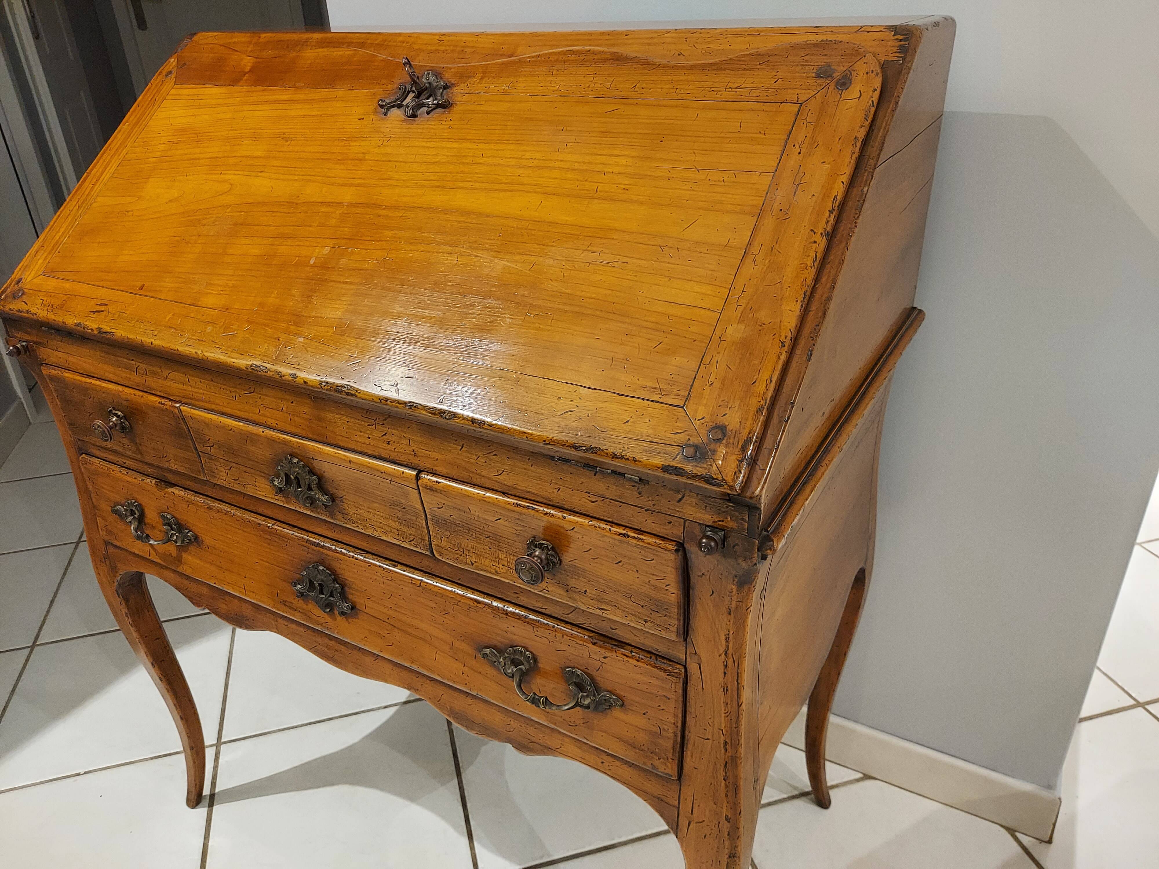 Louis XV walnut desk 18th century