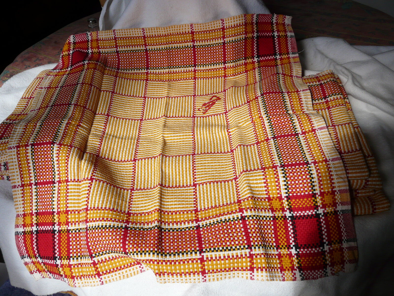Nappe et 11 serviette en coton monogrammé VG ou VC