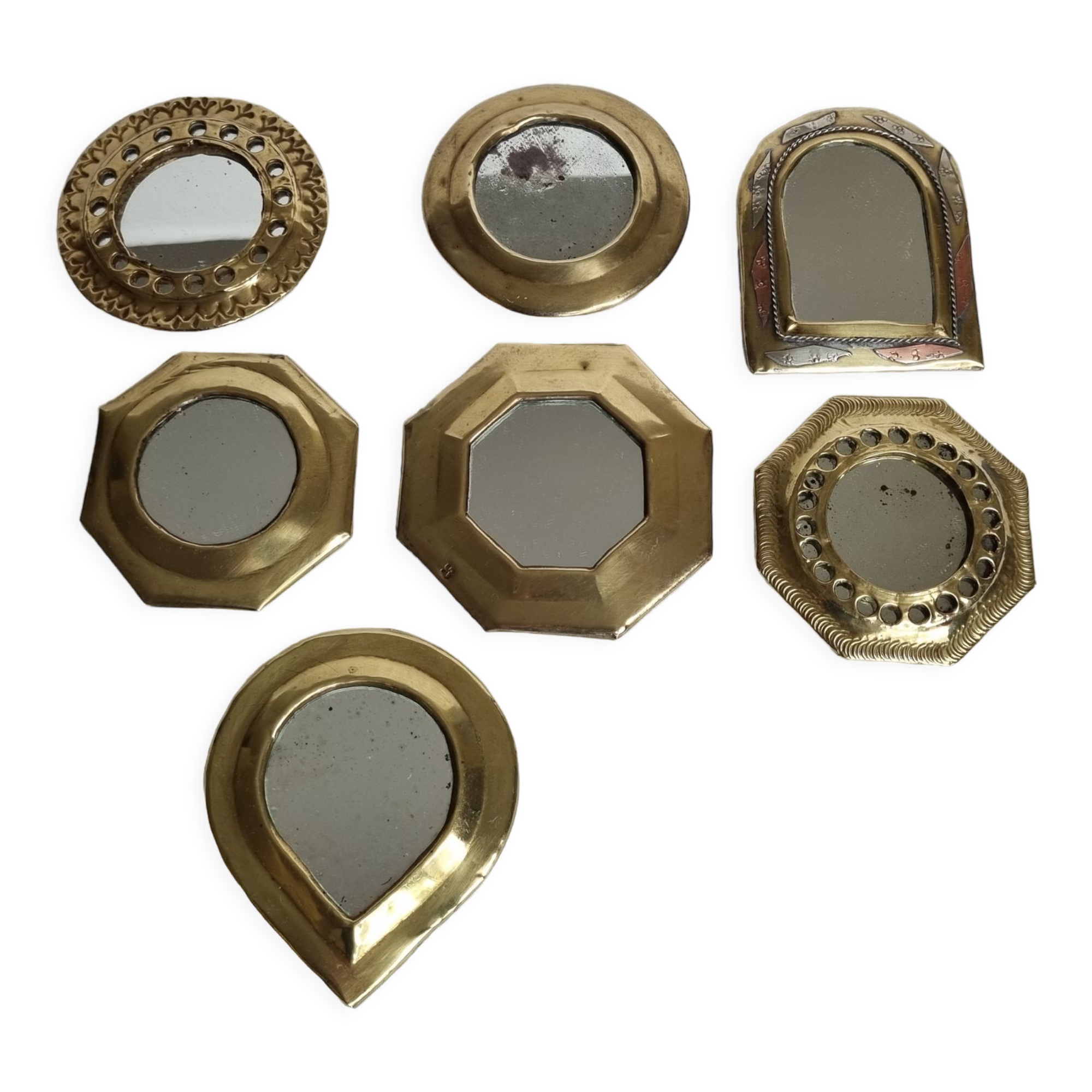 Set of 7 Moroccan mirrors in vintage brass 12 cm