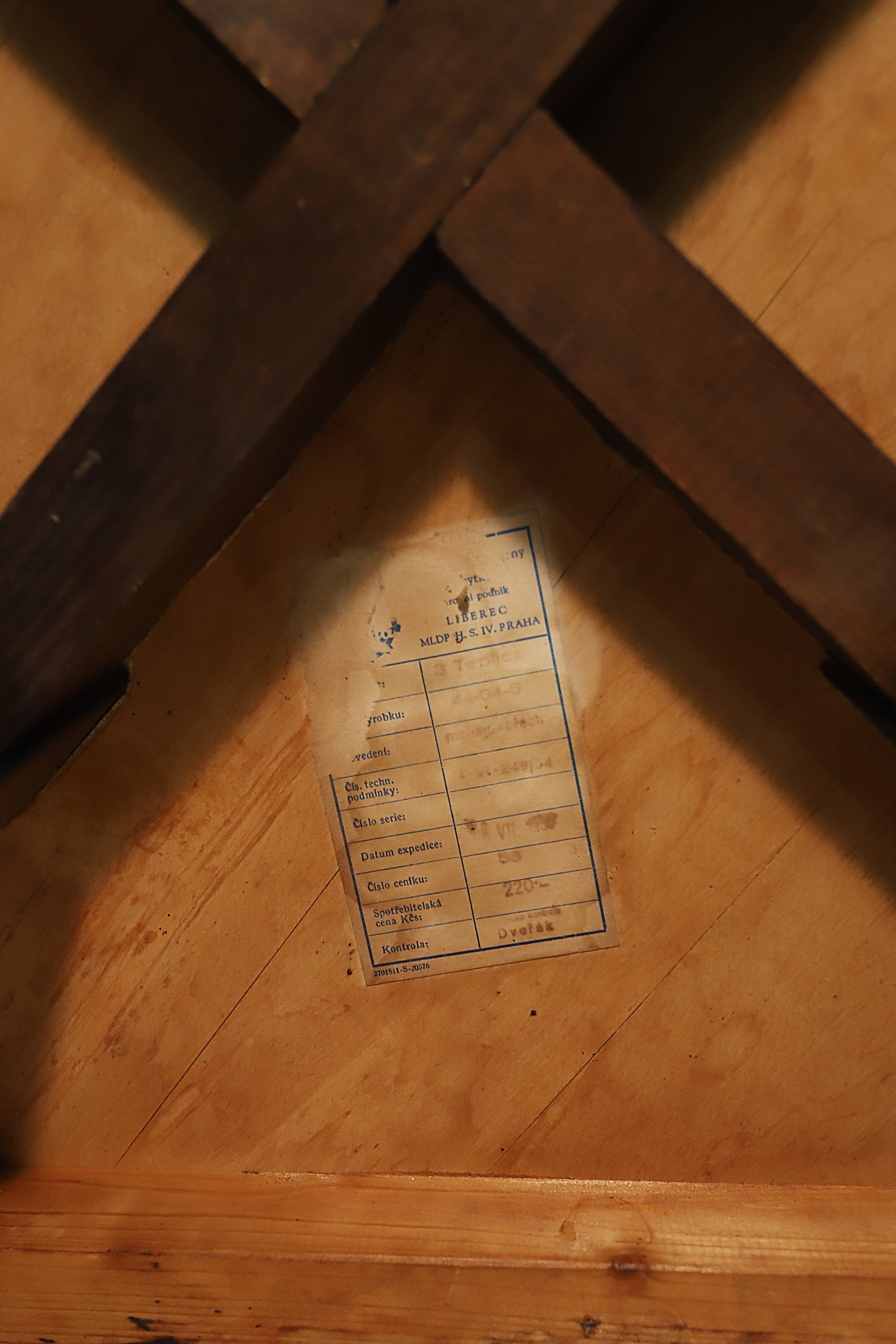 Fully renovated Spider table H 259 by Jindřich Halabala, 1930´s