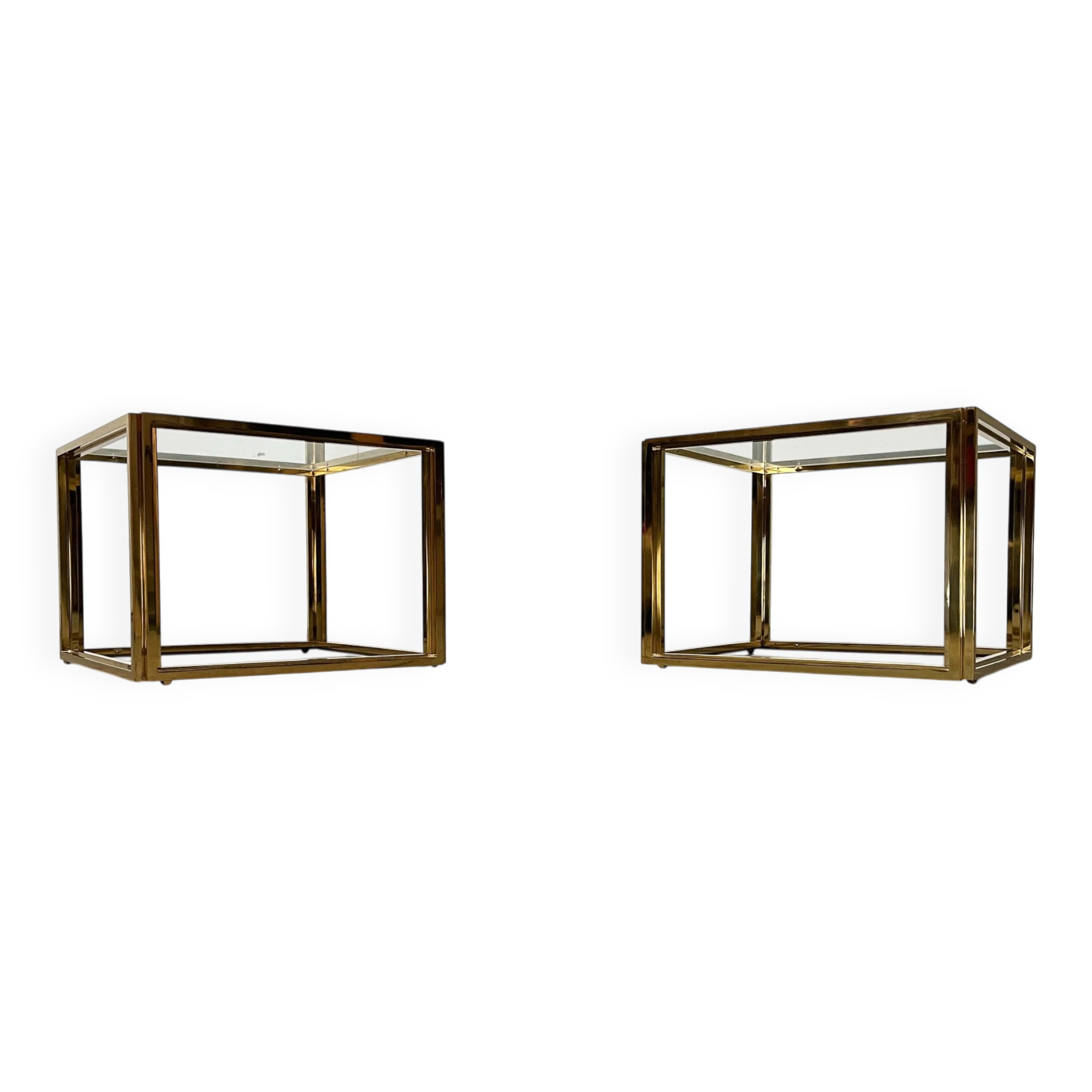Cube side tables in brass and glass in the French Hollywood Regency style by Maison Charles, 1970s, set of 2.
