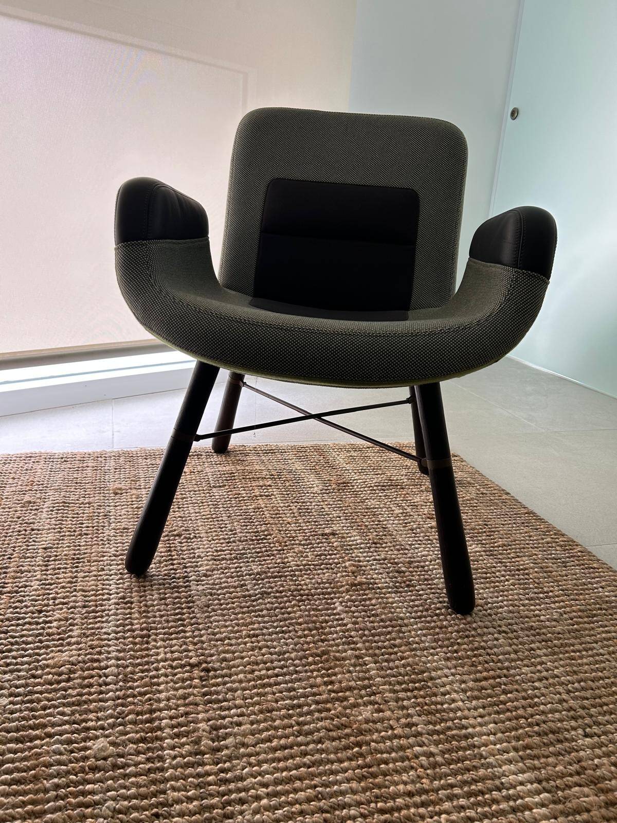 East River armchair