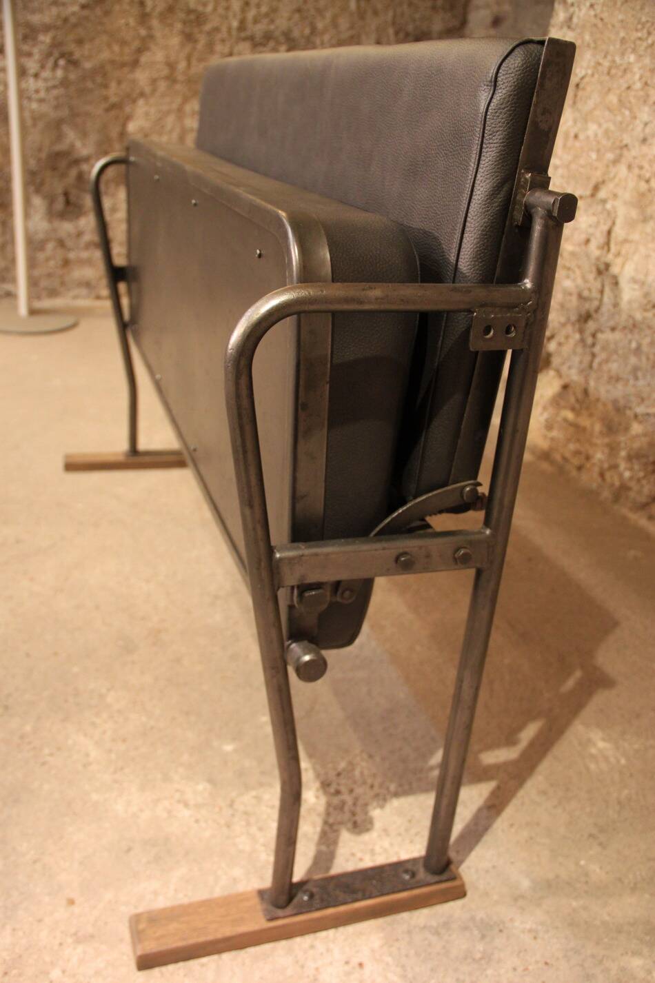 SNCF train bench foldable seat