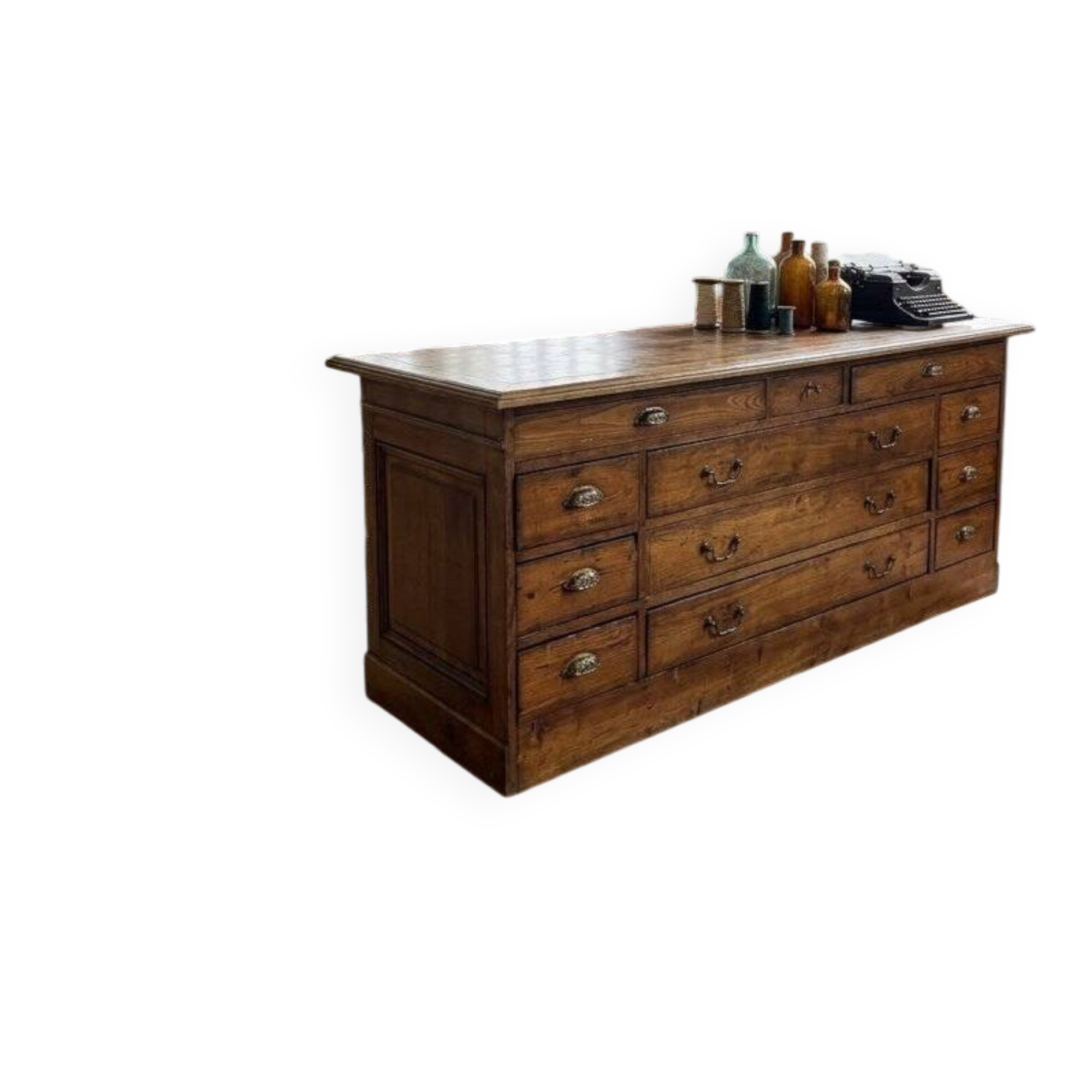 Fine draper's furniture from the late 19th to early 20th century.