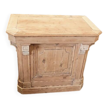 Antique counter