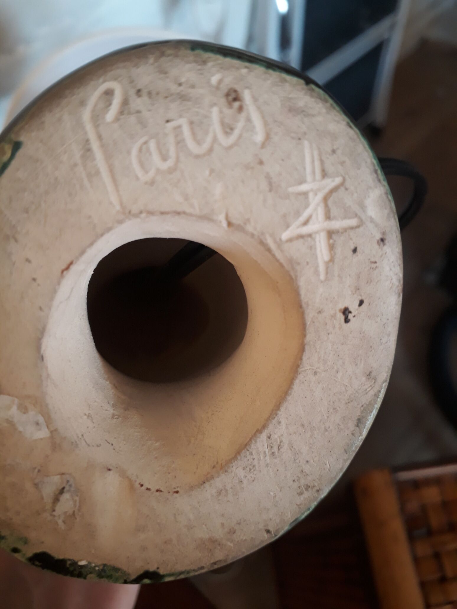 Small ceramic duck lamp