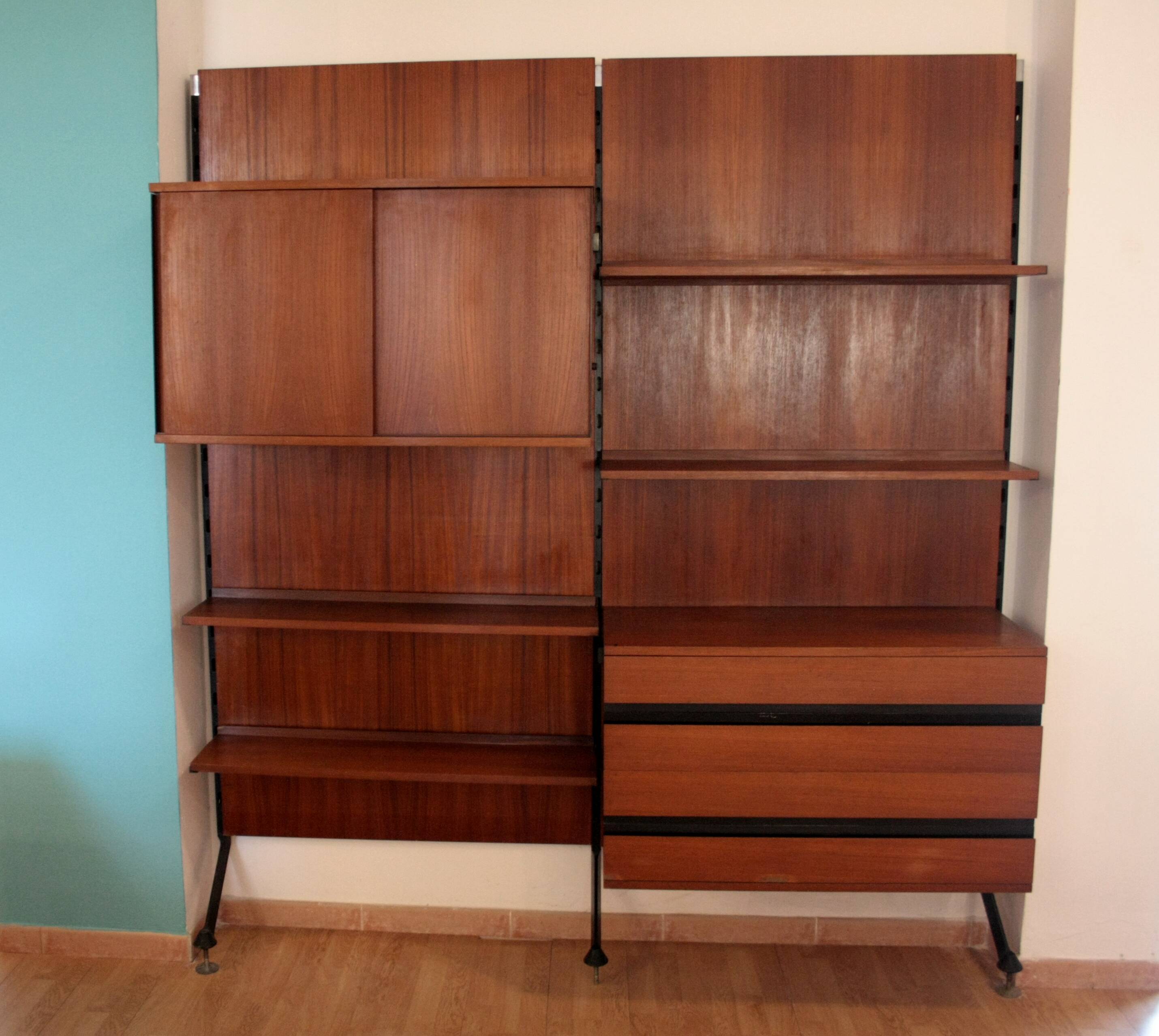 Modular wall system “Urio” by Ico and Luisa Parisi for MiM 1957, bib