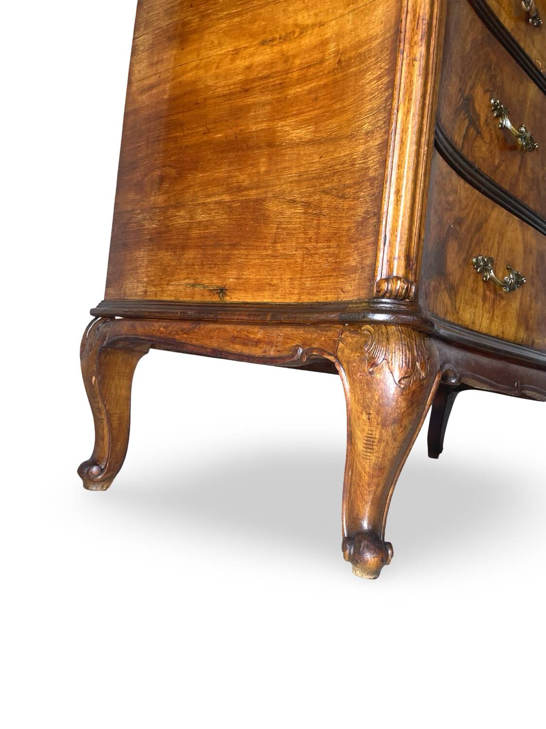 Italian art deco burl walnut chest of drawers, 1940s/50s