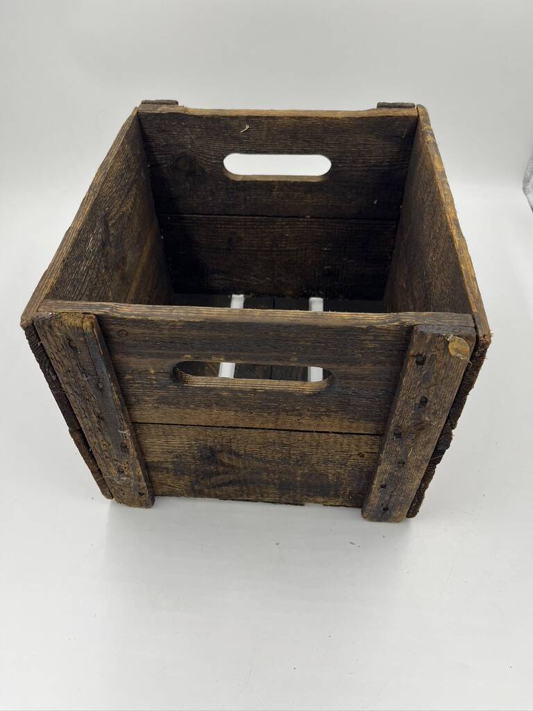 Kronembourg wooden locker