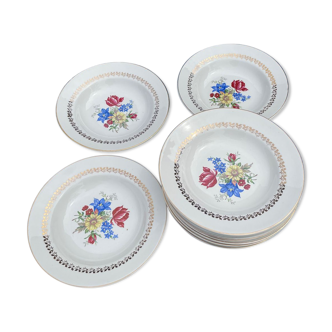 Lot 12 assiettes Sarreguemines