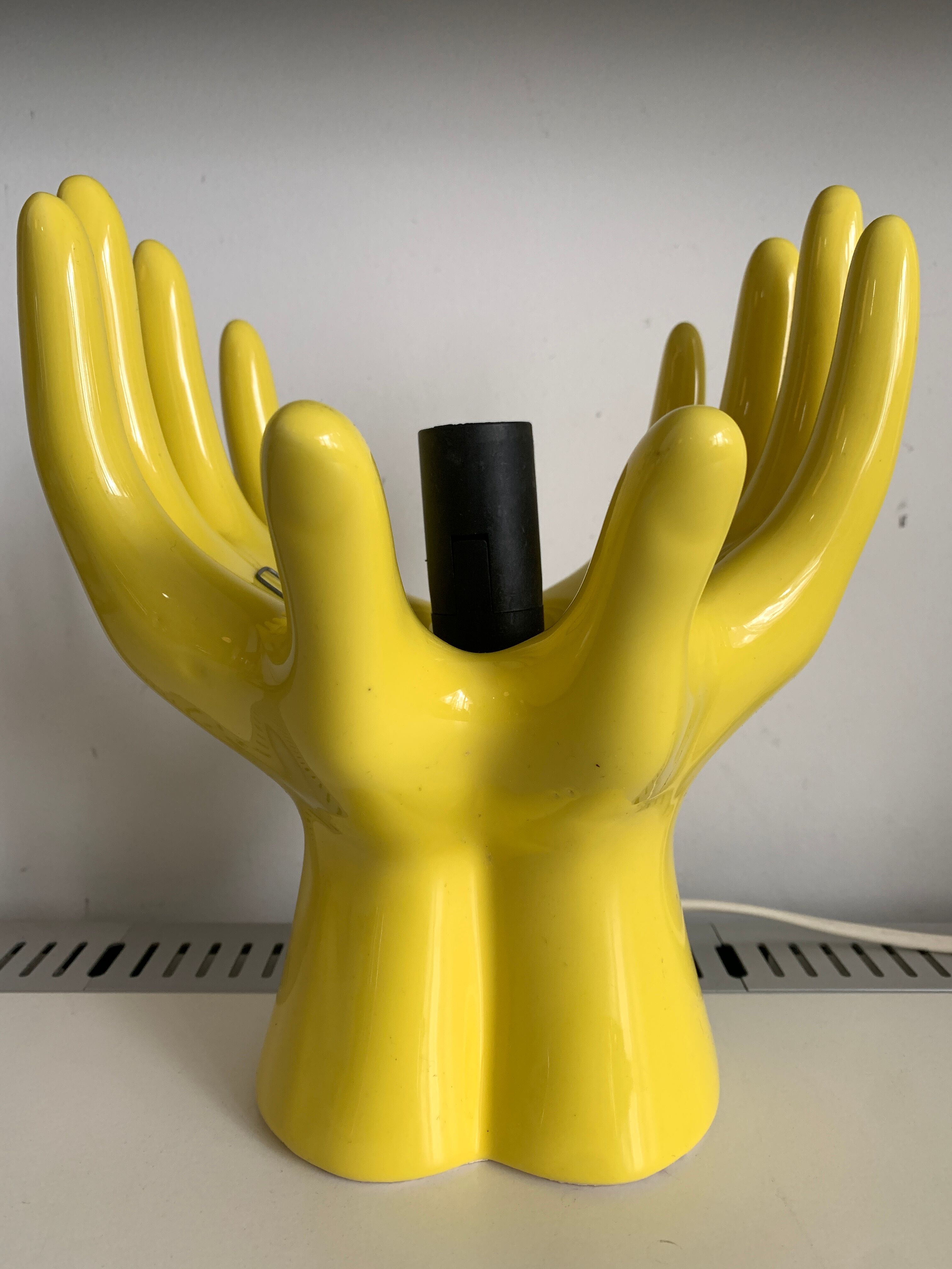 Yellow ceramic hand lamp