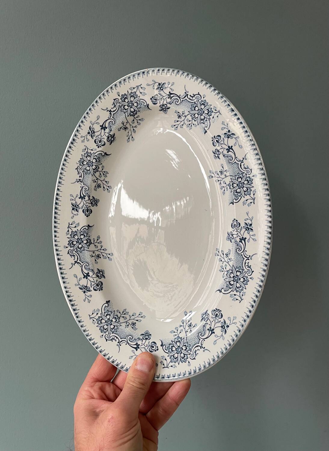 Oval dish 1900 “Réaumur” earthenware from Lunéville