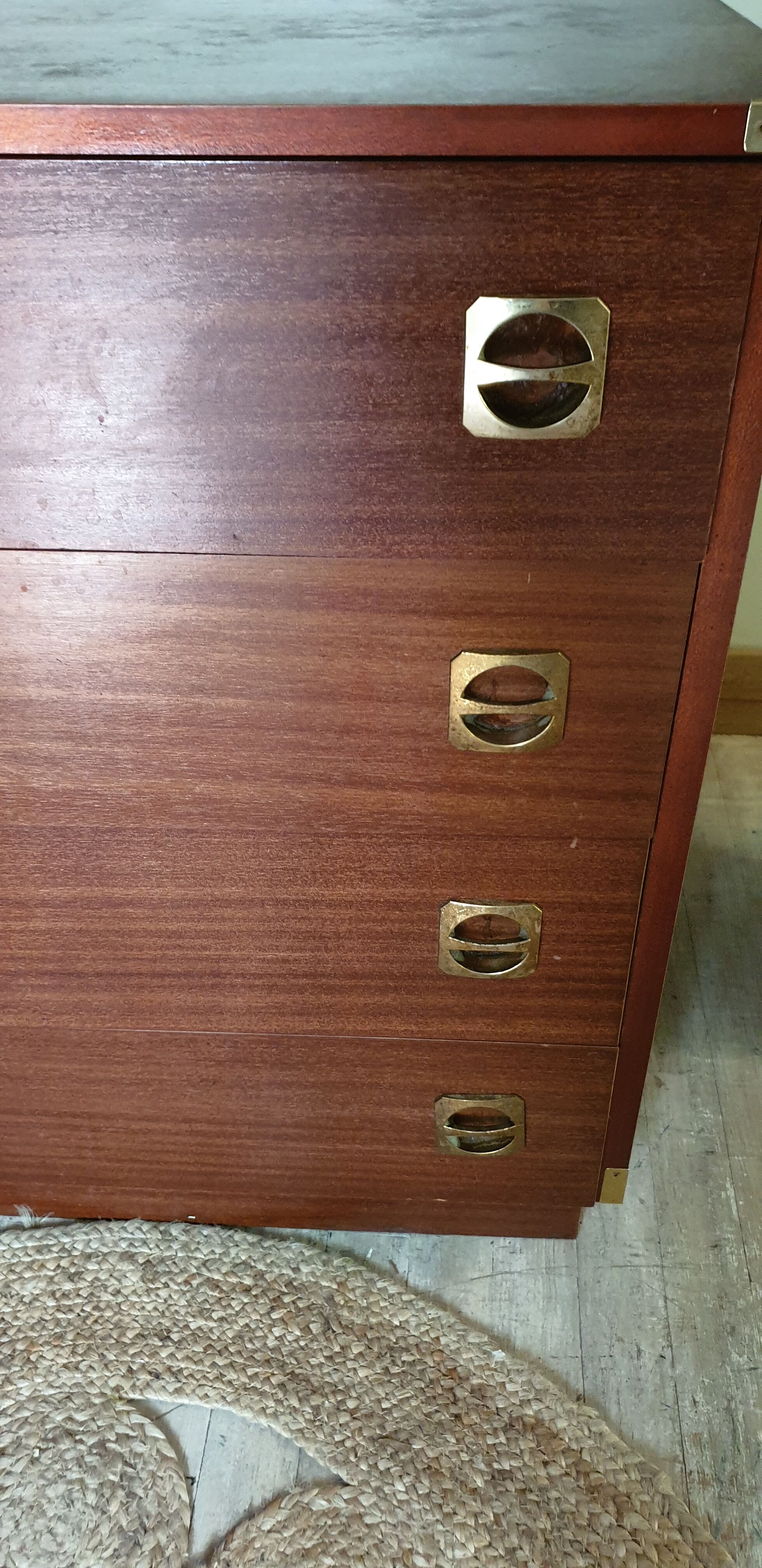 Commode marine