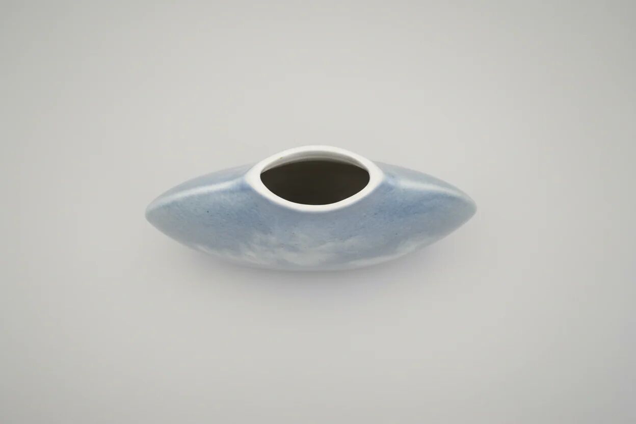 Vase en porcelaine Virebent – paysage minimaliste, France, années 1970
