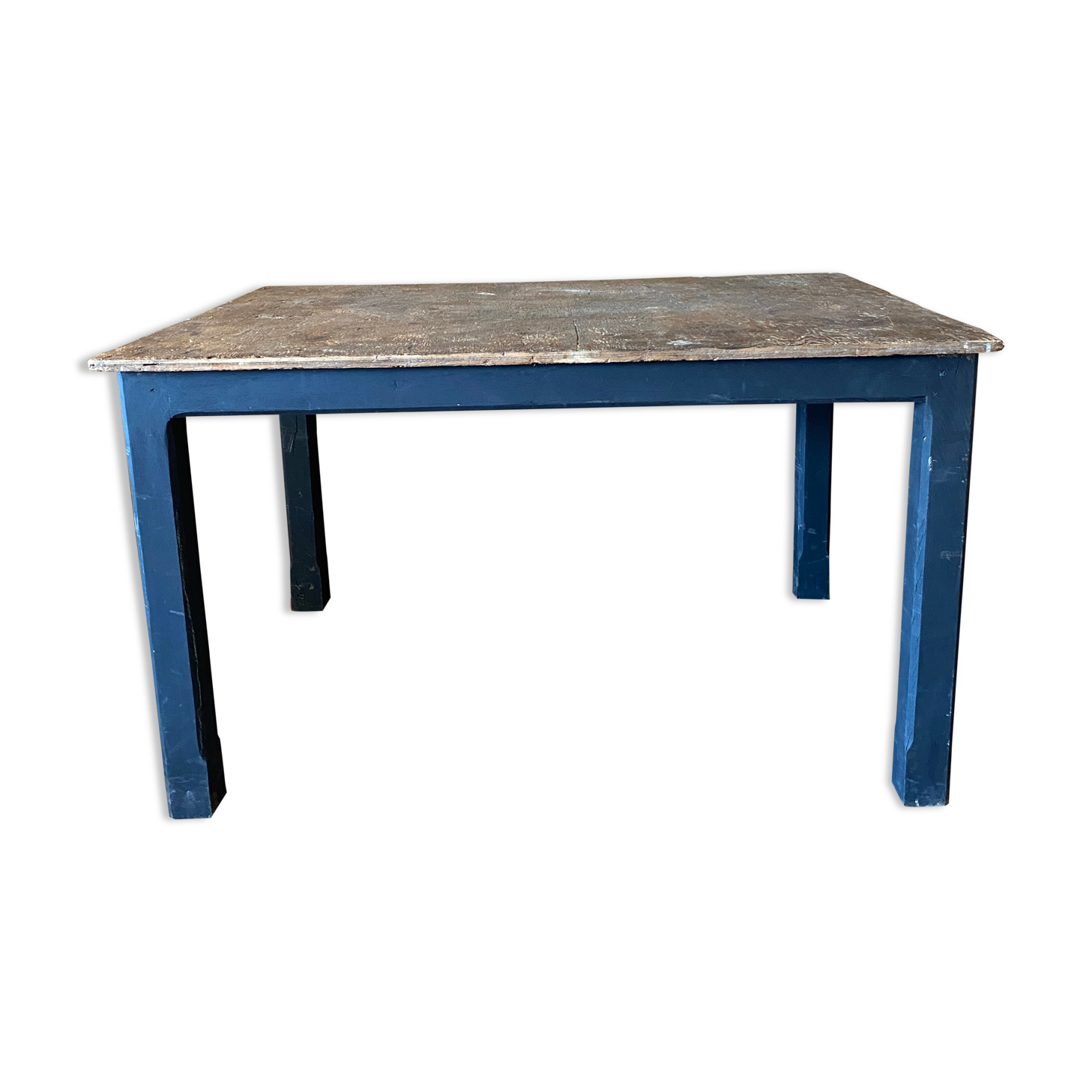 Table with black legs