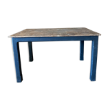 Table with black legs