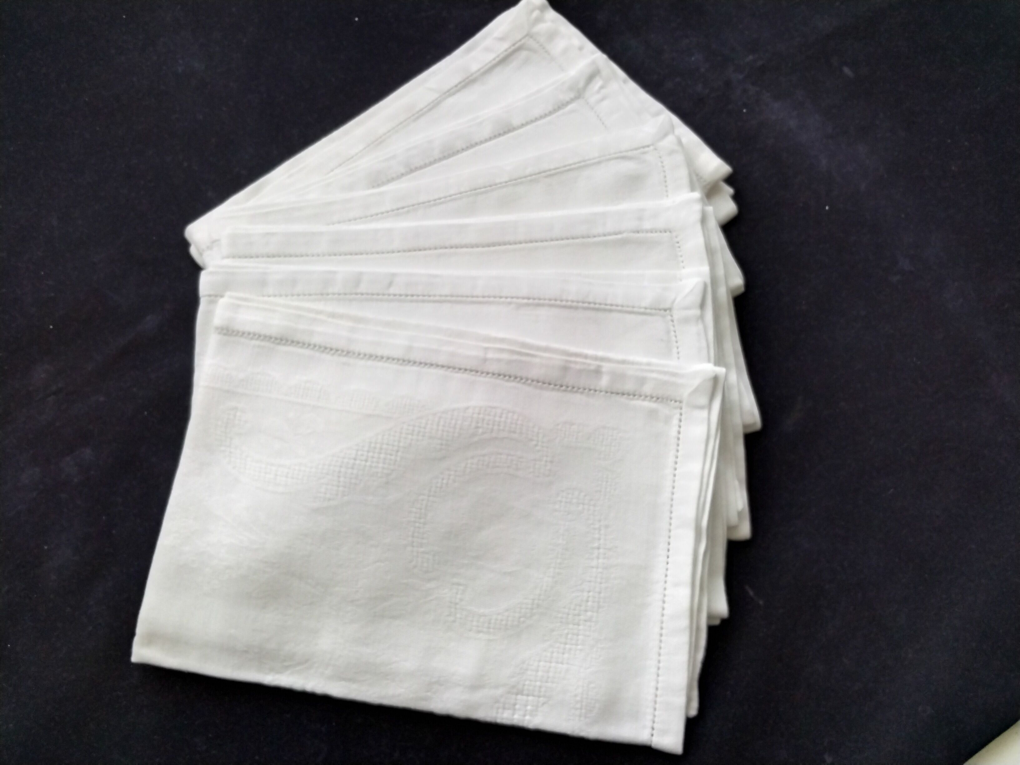 Set of 6 old white damask cotton napkins 53 x 53 cm